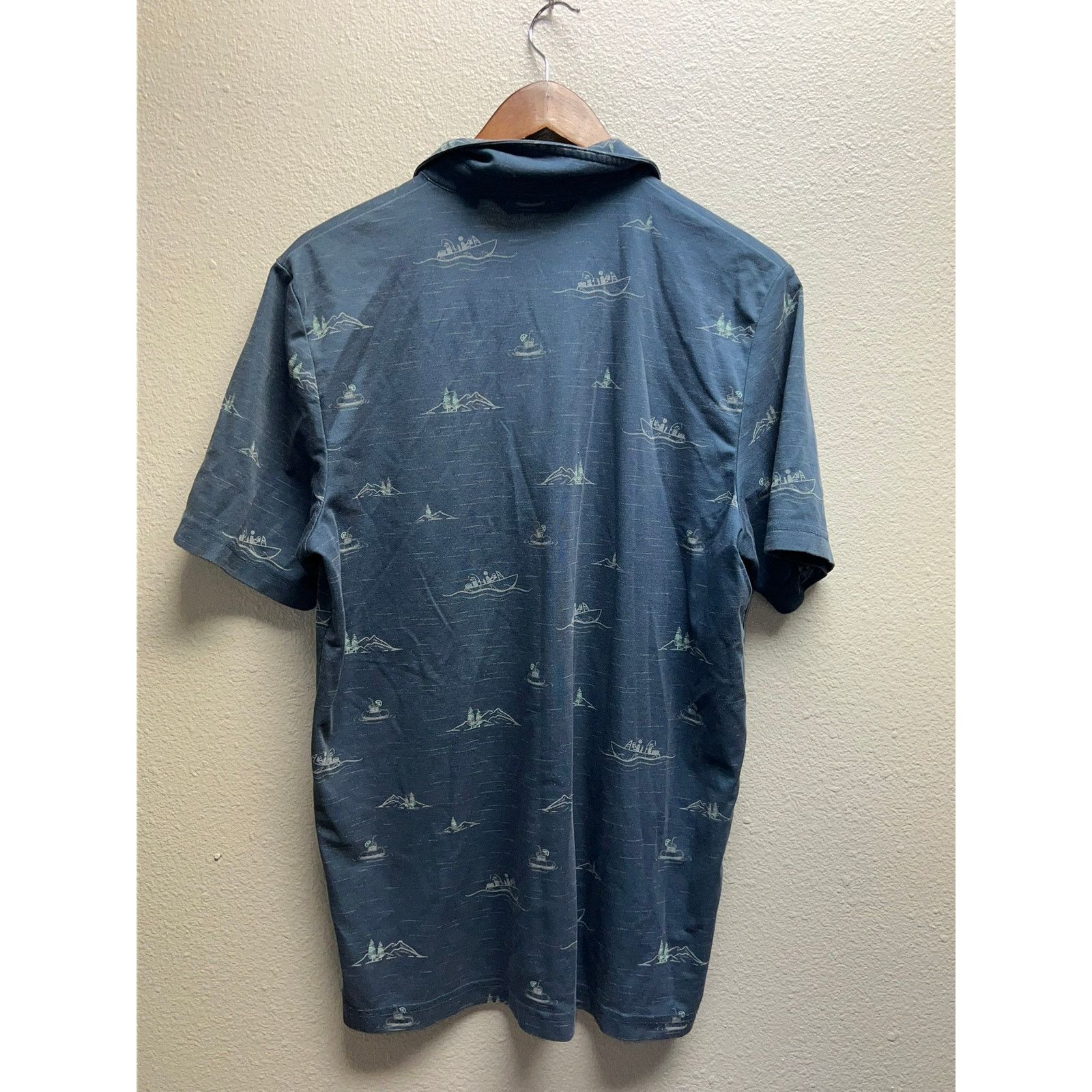 TravisMathew Travis Matthew Polo Shirt AOP Golf Forest Mountain Golfing M Size US M / EU 48-50 / 2 - 8 Thumbnail