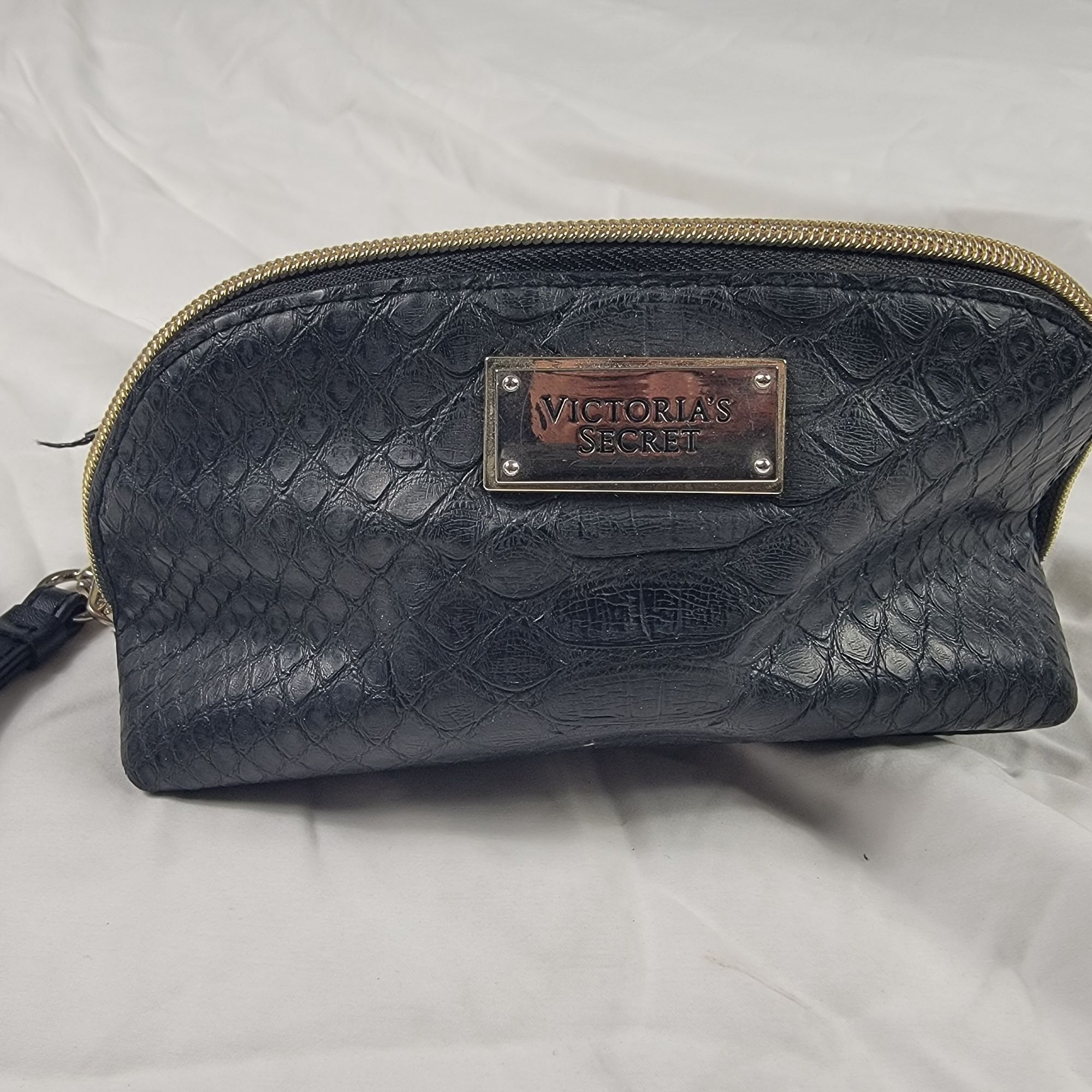 Victoria's Secret Victorias Secret Black Snake Cosmetic Makeup Bag Travel Size ONE SIZE - 1 Thumbnail