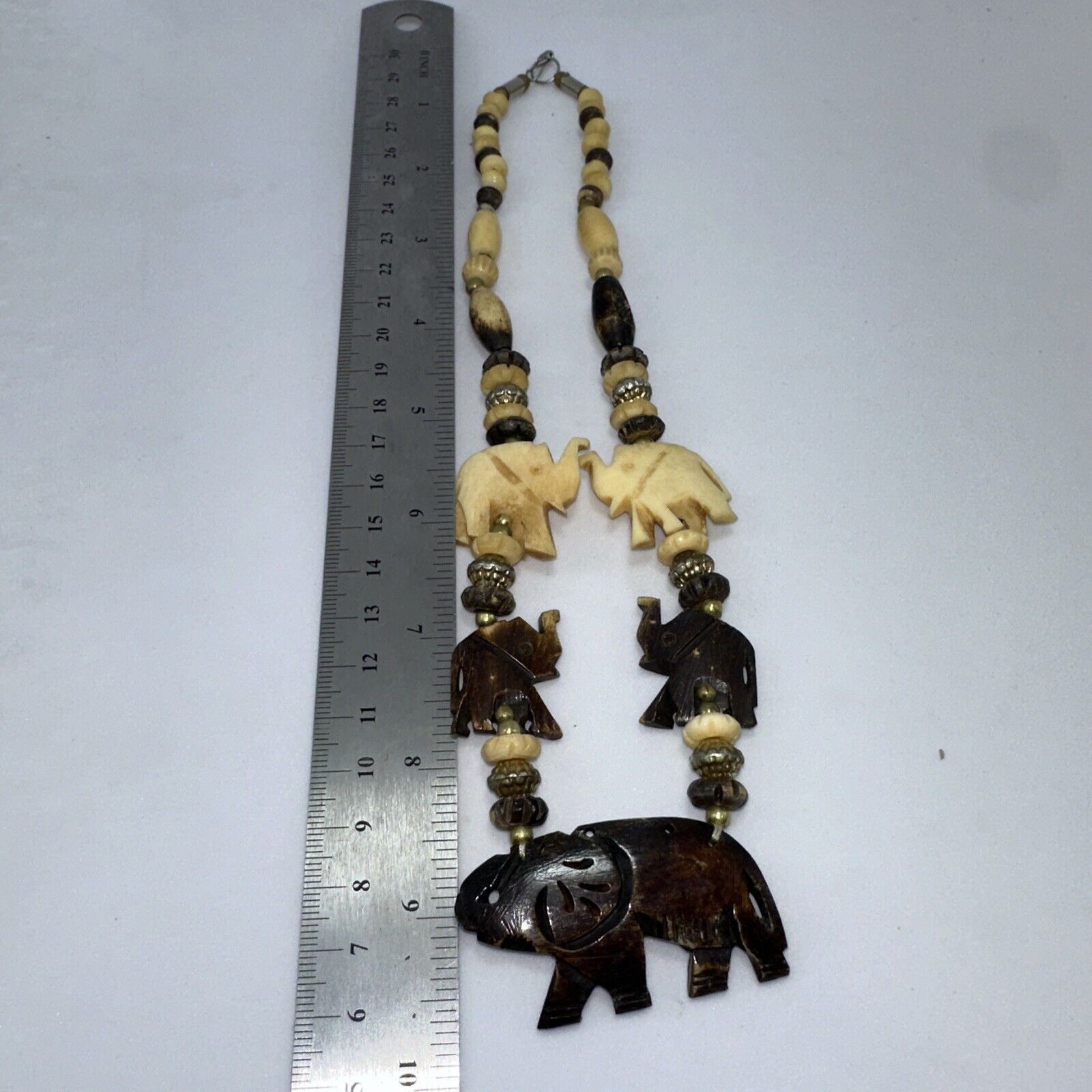Other African Safari Wood Necklace Carved Animals Chunky Elephant Size ONE SIZE - 6 Thumbnail