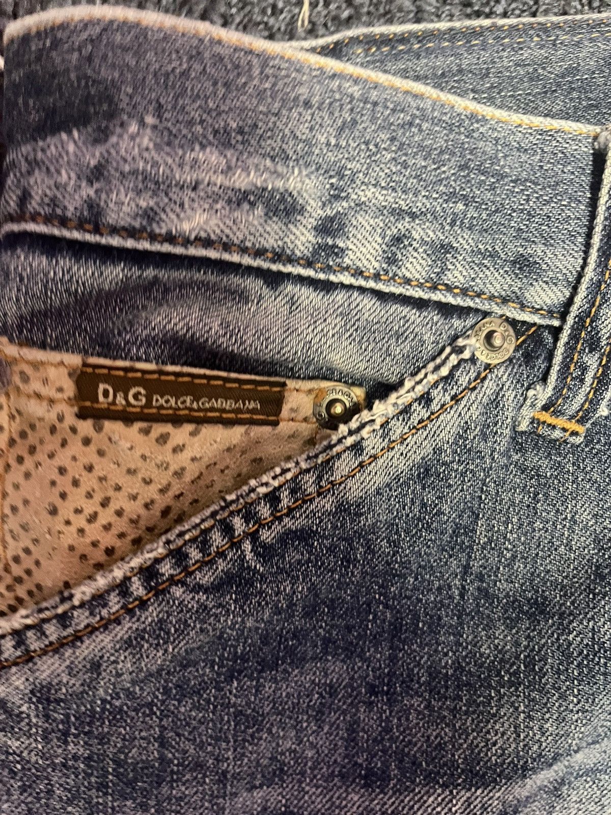 Designer × Dolce & Gabbana Dolce and Gabbana Distressed denim Size US 34 / EU 50 - 2 Thumbnail