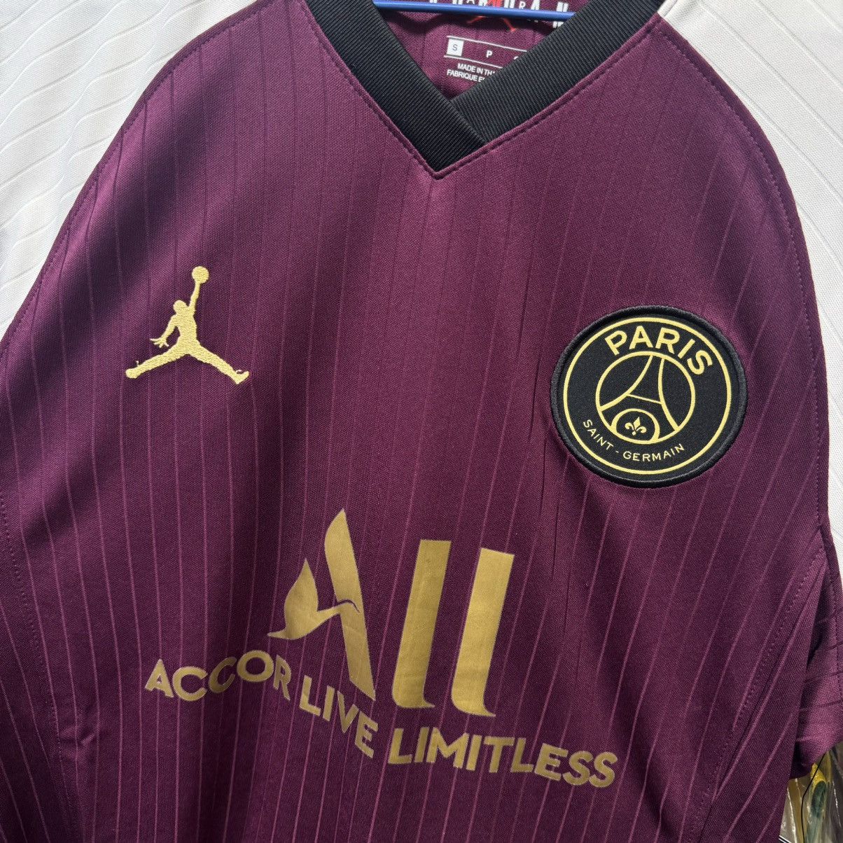 Jordan Brand PSG 20/21 third away shirt #7 Mbappe (Bnwt) Size US S / EU 44-46 / 1 - 3 Thumbnail