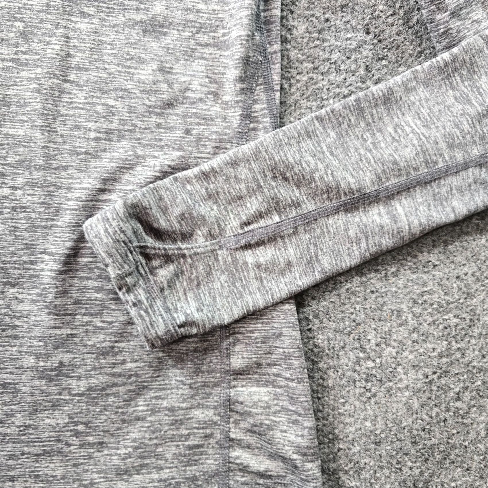 Nike Nike Top Women S Gray 1/4 Zip Long Sleeve Dri-Fit Running Athletic Basic Size S / US 4 / IT 40 - 3 Thumbnail