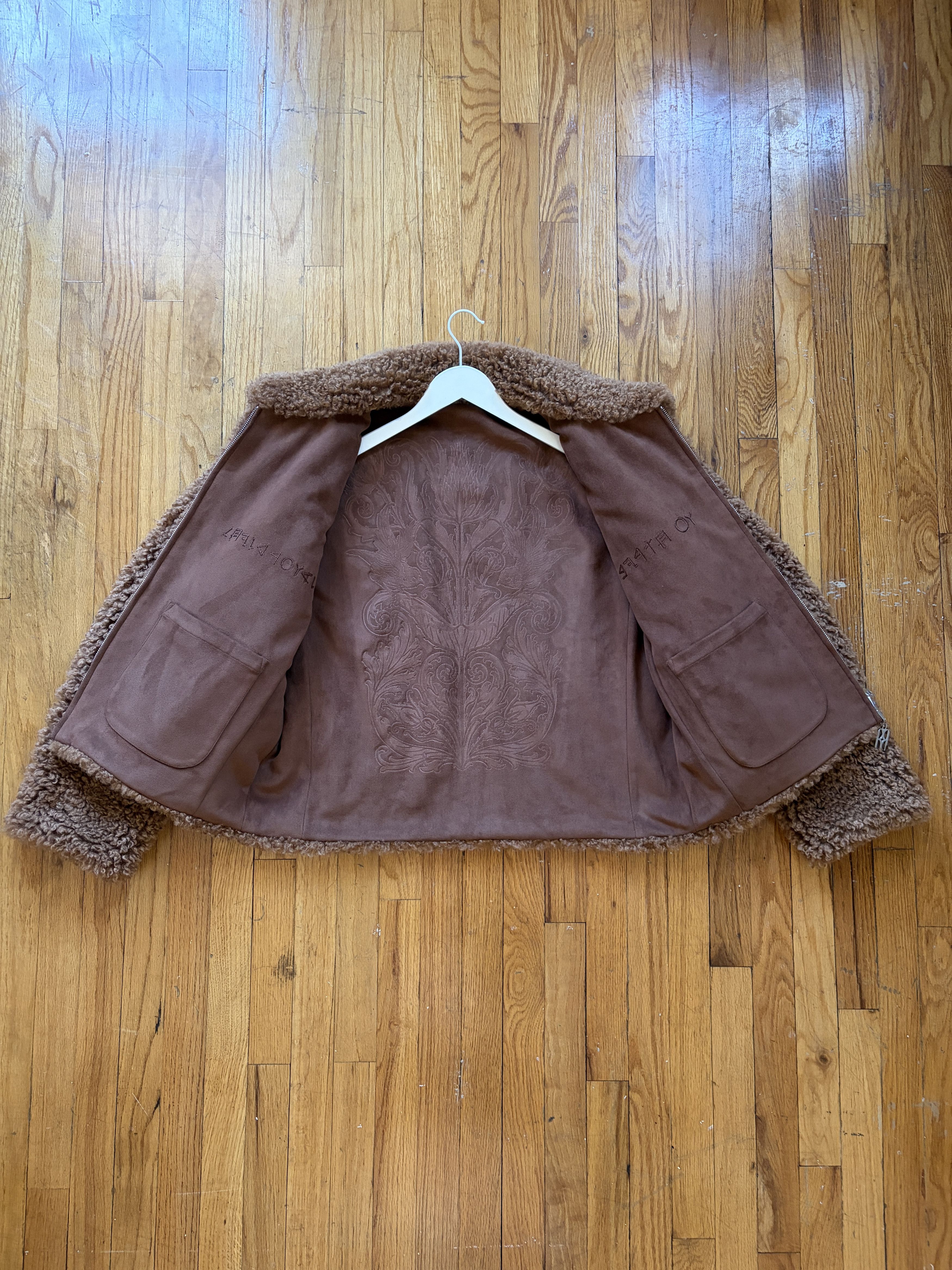 Birth of Royal Child Carved Leather Fur Reversible Jacket Size US L / EU 52-54 / 3 - 8 Thumbnail