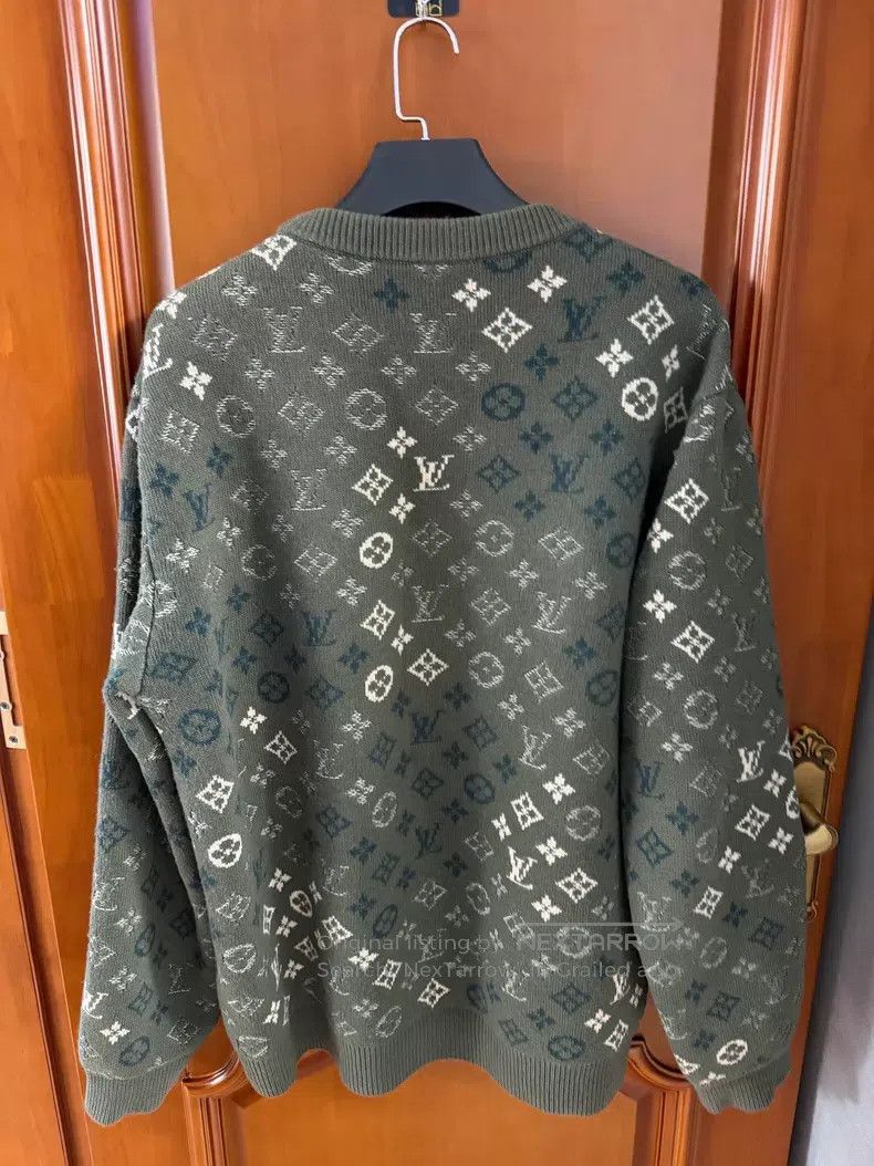 Louis Vuitton Louis Vuitton New 1926 Green Full Print Gradient Sweater Size US XXL / EU 58 / 5 - 2 Thumbnail