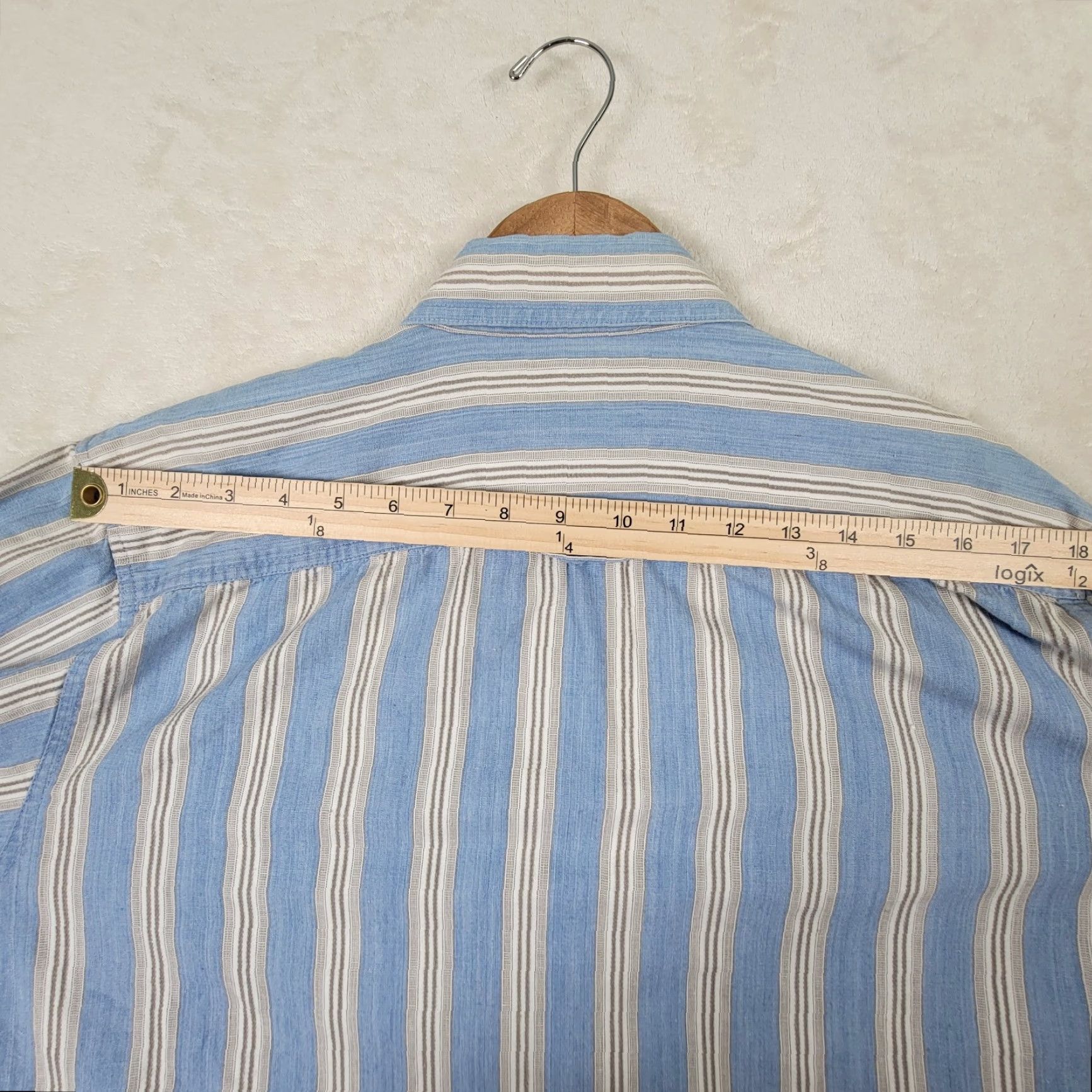 Wrangler Wrangler Shirt Mens Blue White Striped Long Sleeve Button Down Collared Large Casual Cowboy Pockets Size US L / EU 52-54 / 3 - 7 Thumbnail