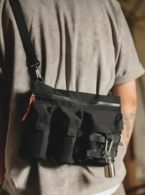 Japanese Brand Japanese Pocket Shoulder Bag Size ONE SIZE - 3 Thumbnail