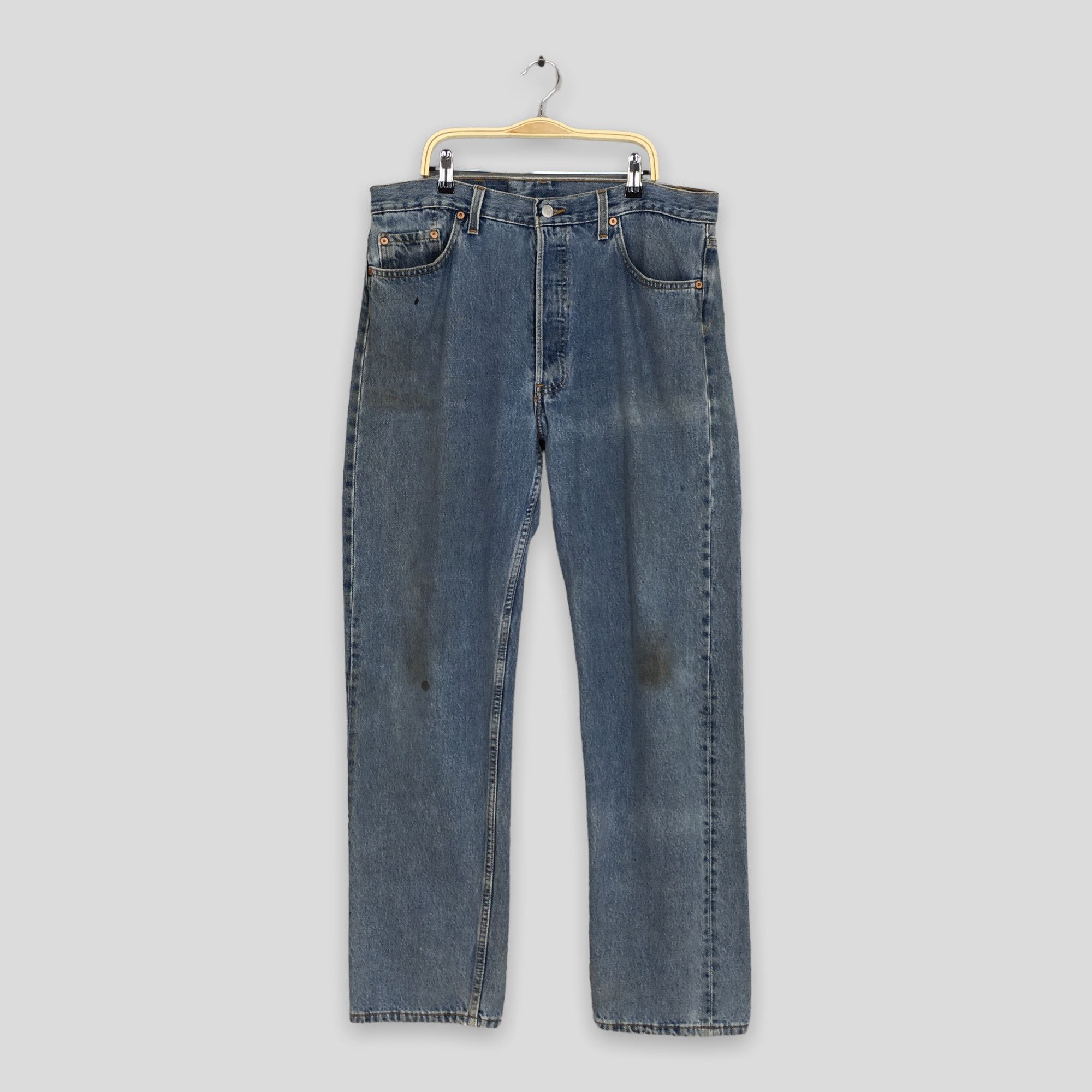 image of Size 34X31 Vintage 90's Levi's 501 Faded Dirty Jeans in Blue, Men's