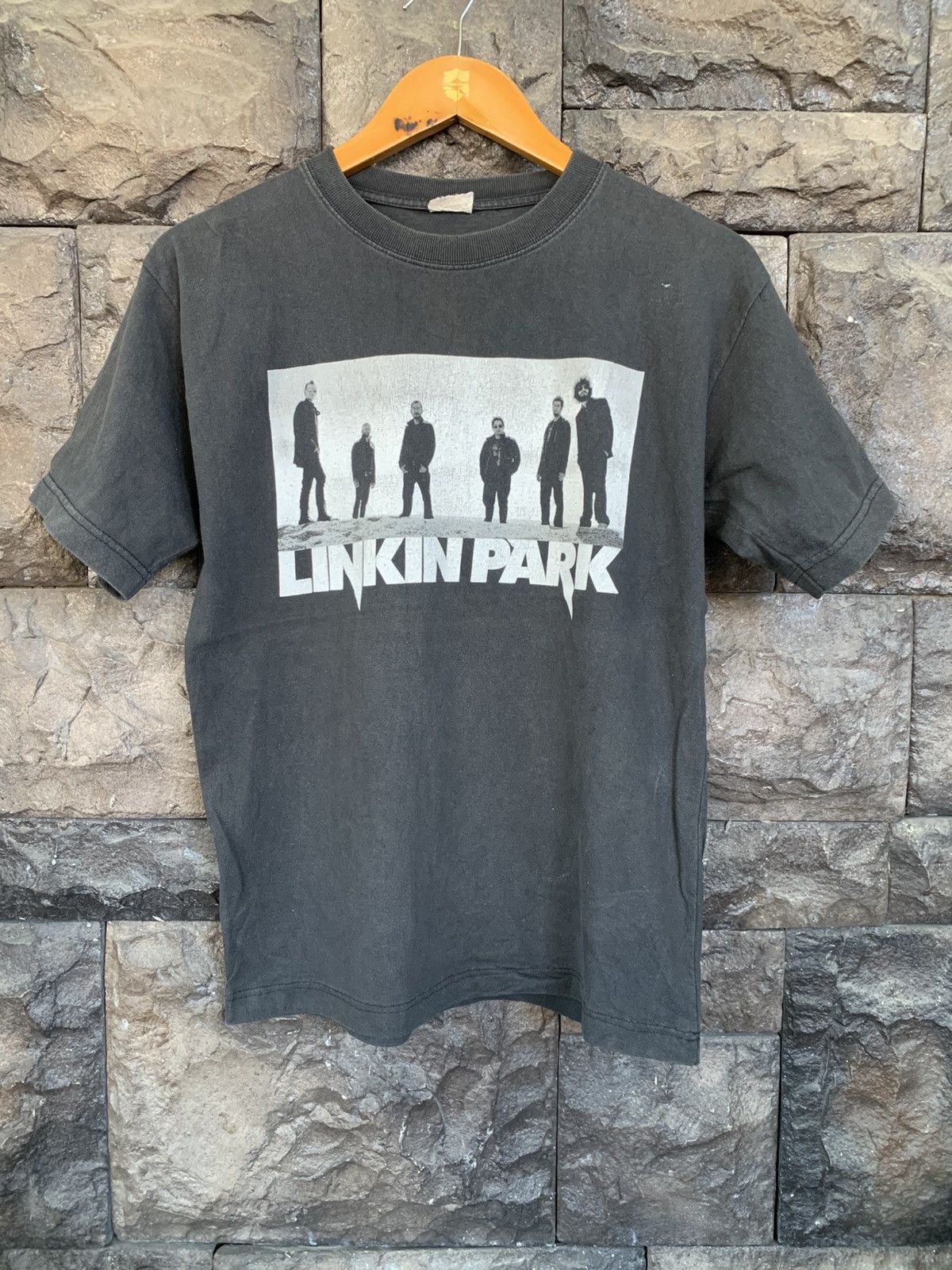 Band Tees Vintage Linkin Park Rock Band T shirt Size US S / EU 44-46 / 1 - 1 Thumbnail