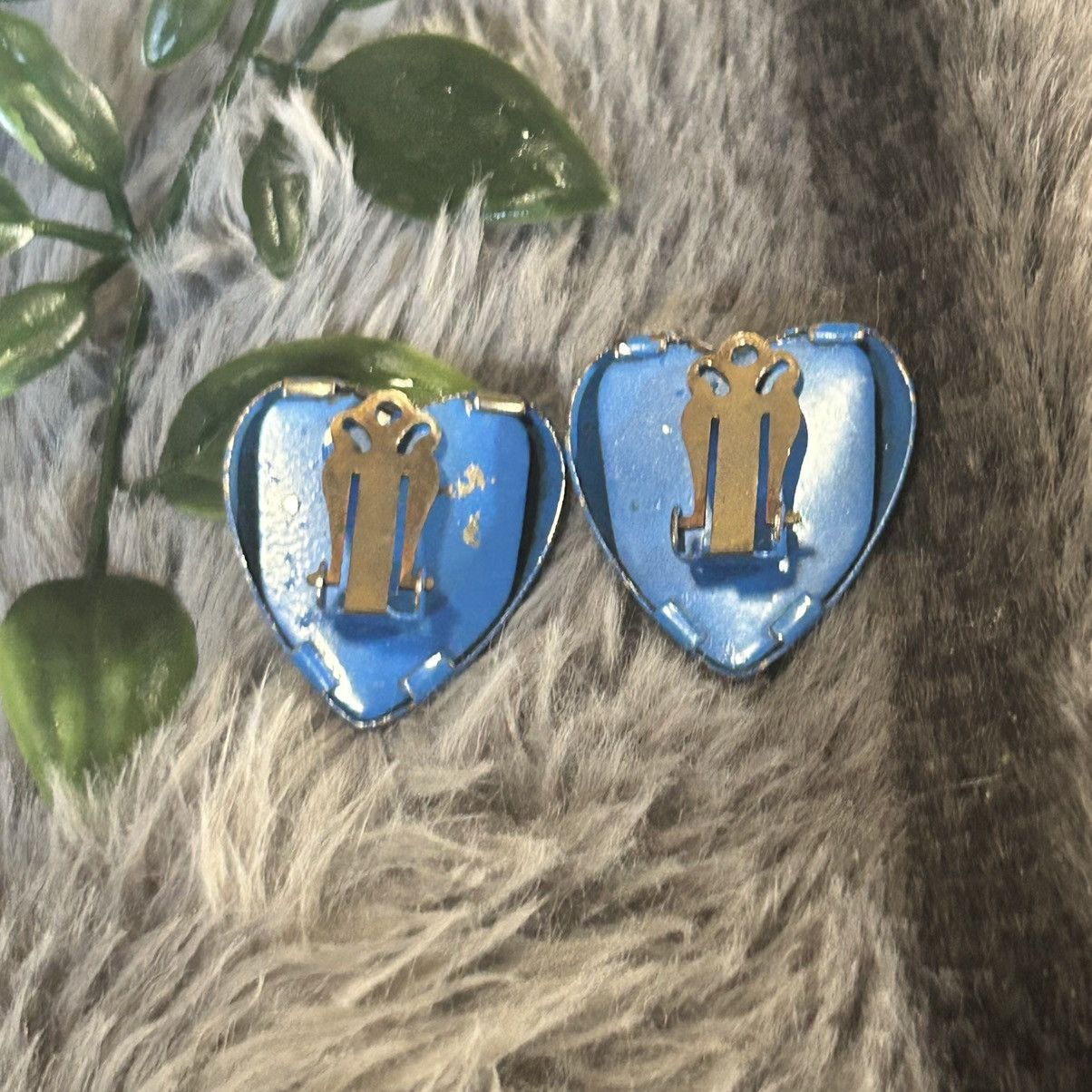 Vintage Vintage 70s-80s blue painted heart clip on earrings Size ONE SIZE - 3 Thumbnail