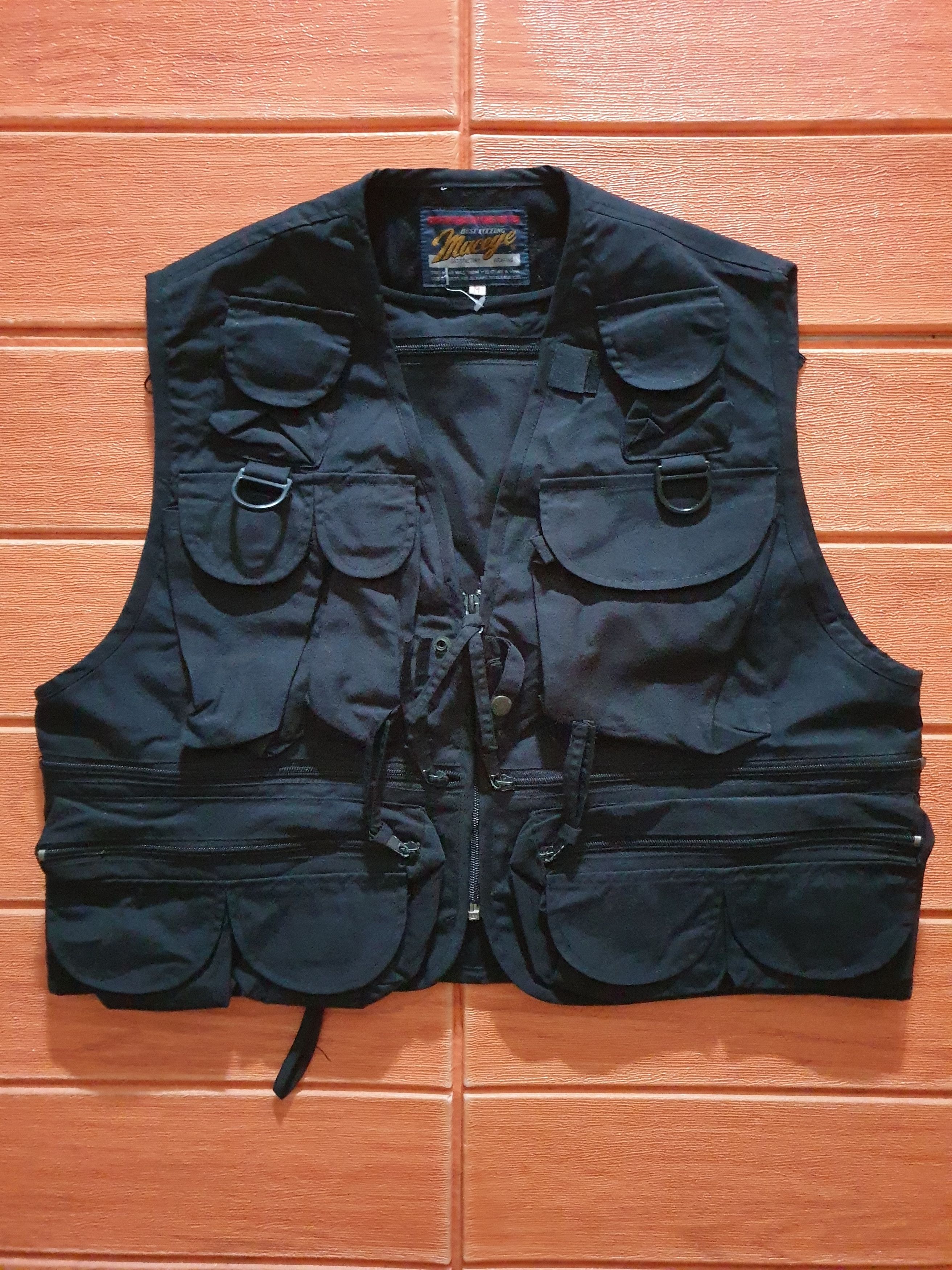 Maceye multipocket utility outdoor black vest