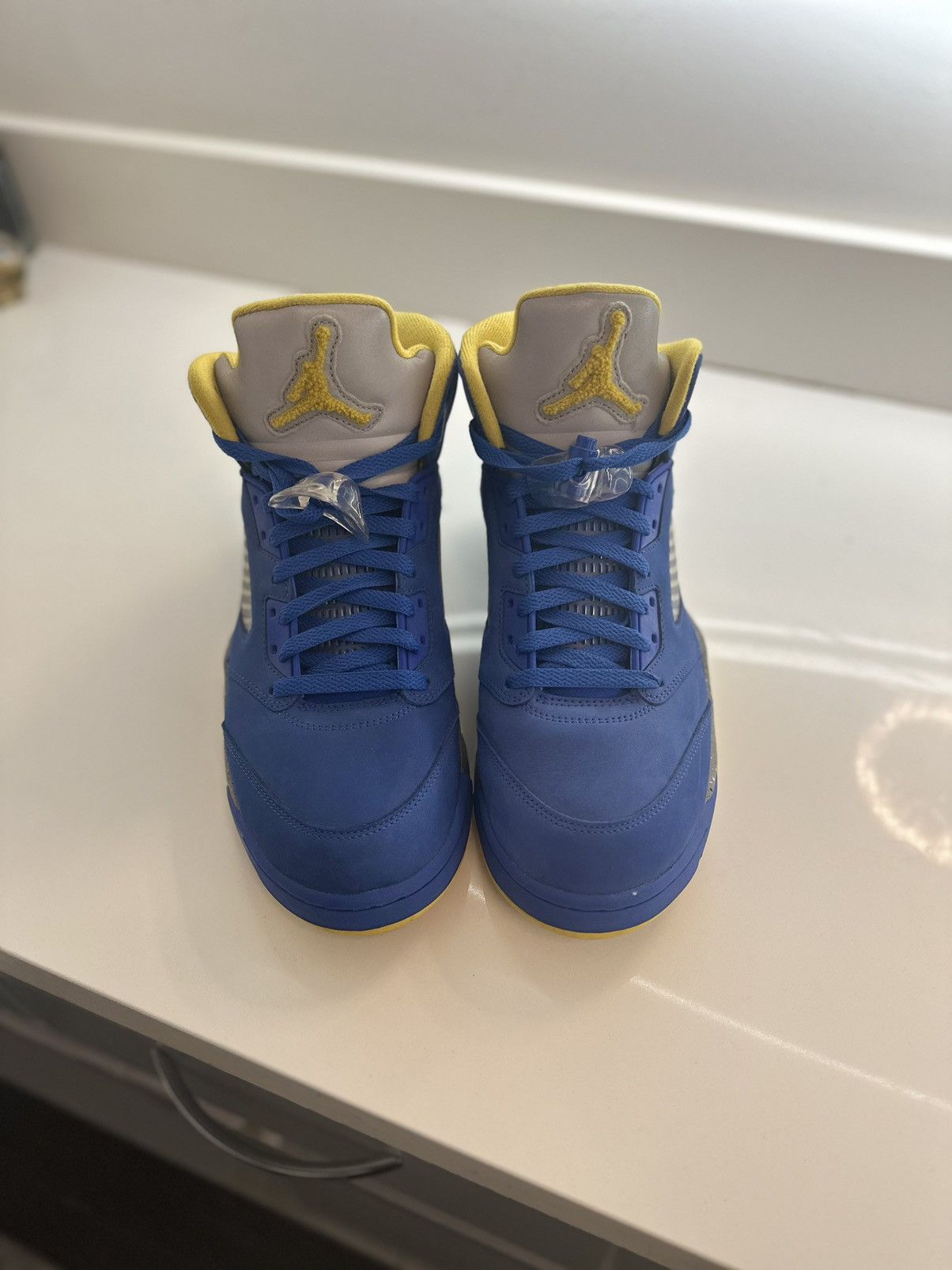 Jordan Brand Air Jordan 5 Retro 'Laney' Size US 10 / EU 43 - 1 Thumbnail