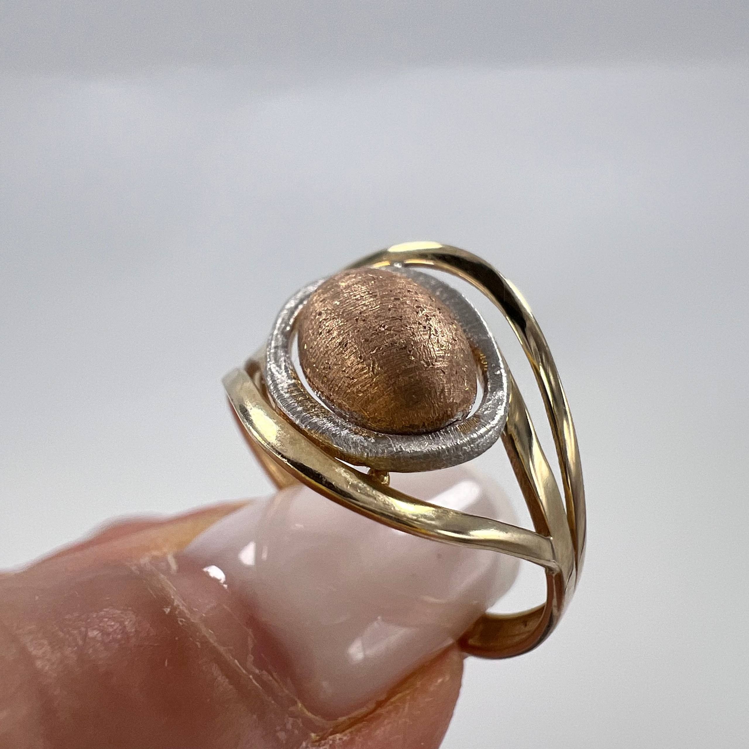 Other 14K Gold Ring Oval Rose Yellow White Gold 2.4g Size 7 Size ONE SIZE - 1 Thumbnail