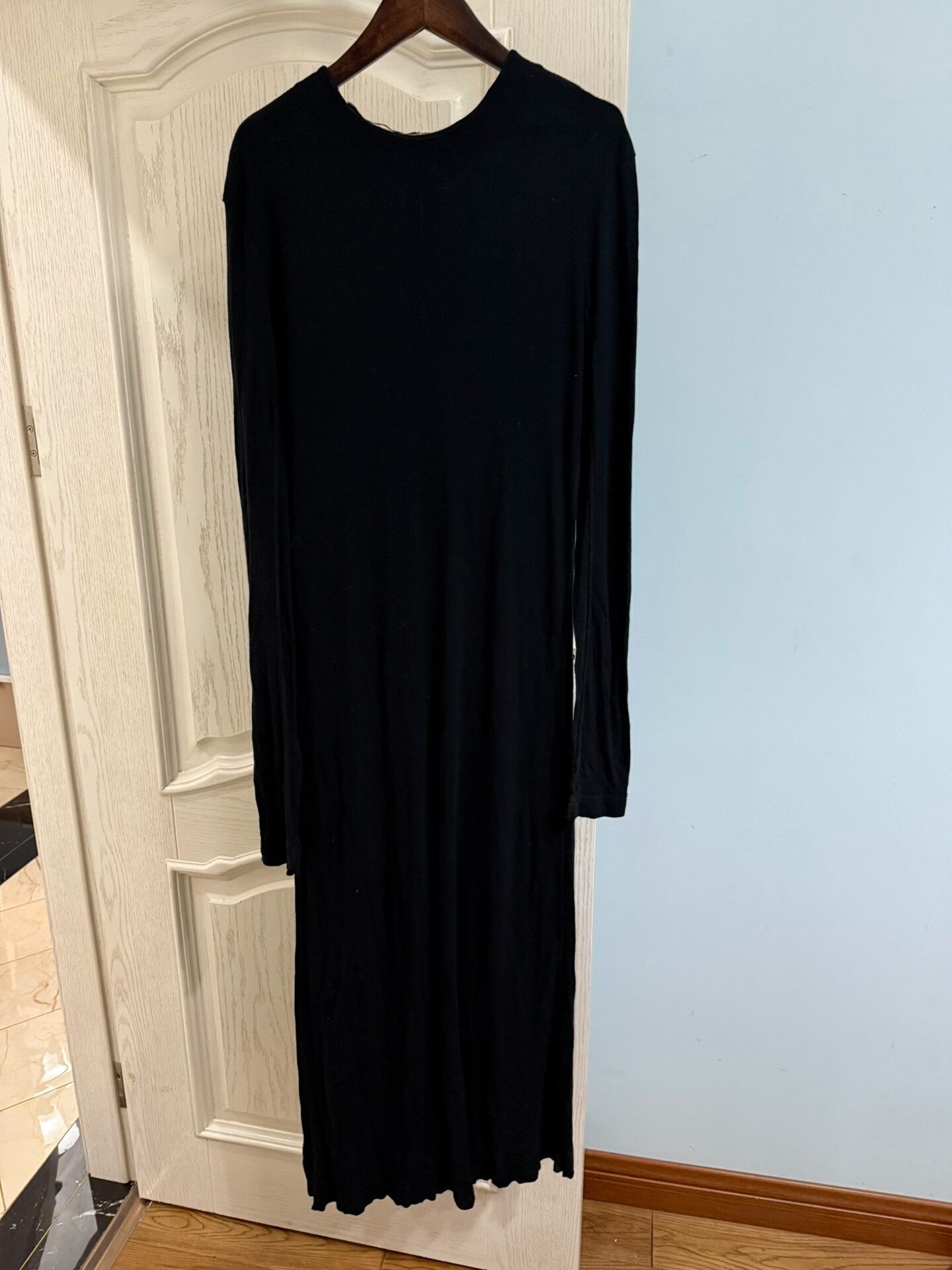 Yang Li Elegant Black Long Dress by YangLi Size M / US 6-8 / IT 42-44 - 1 Thumbnail