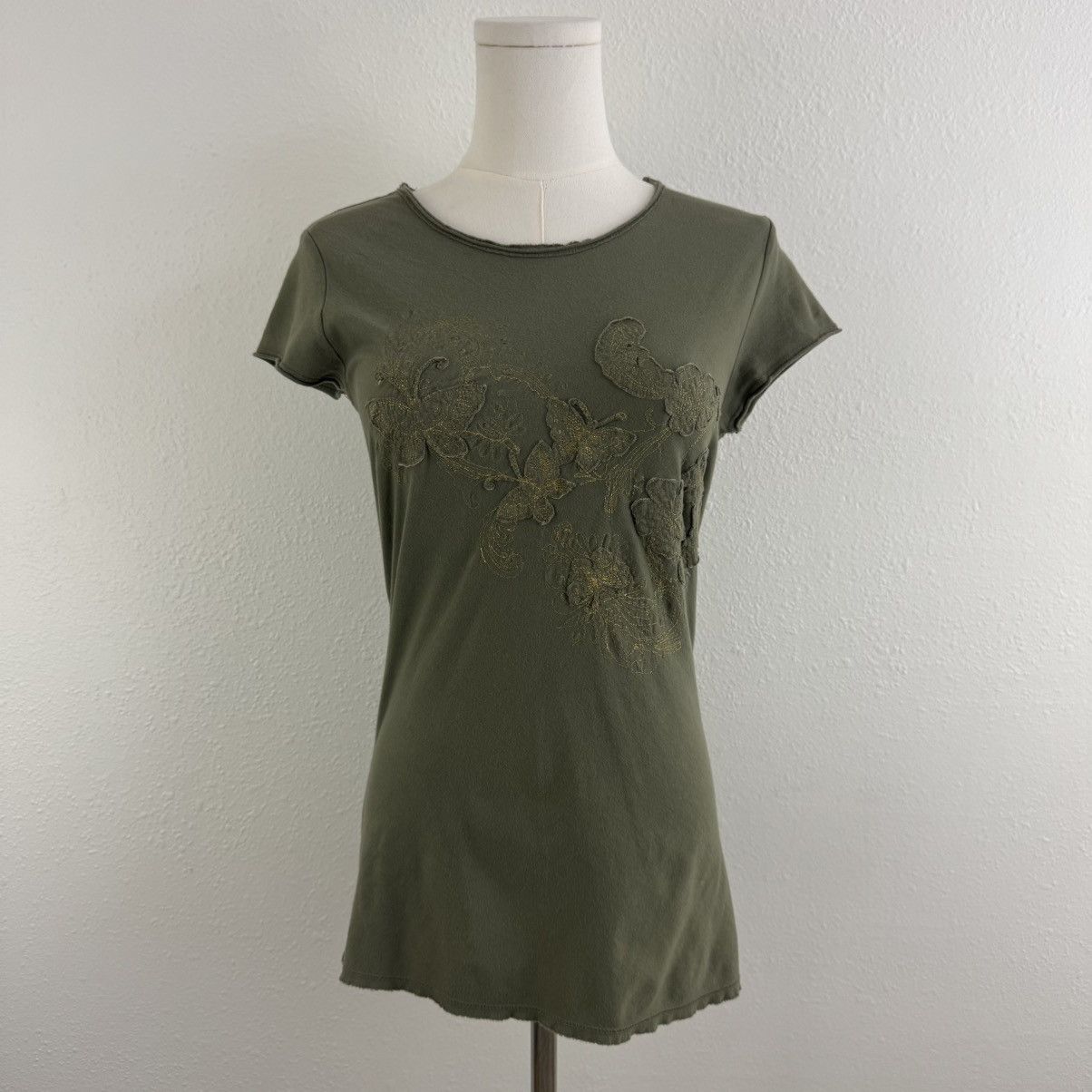 Express EXPRESS Y2K Green Floral Butterfly Grunge Short Sleeve Tee Size M / US 6-8 / IT 42-44 - 1 Thumbnail