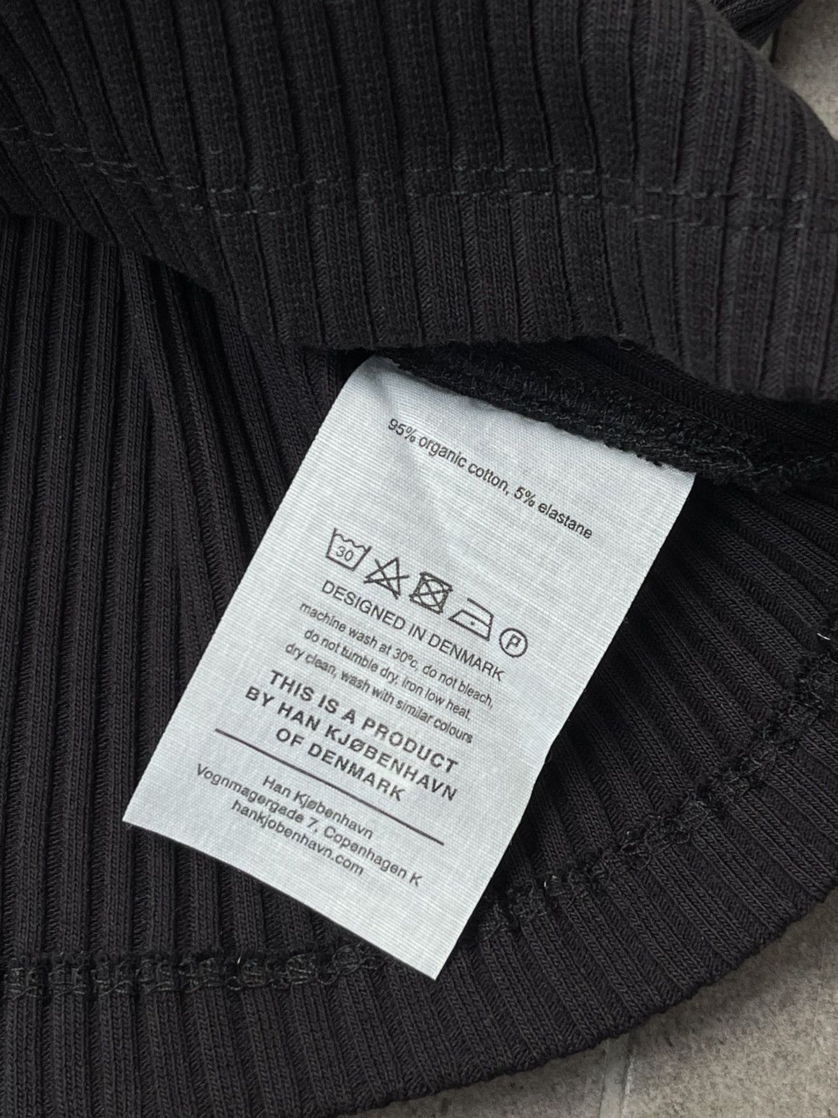 Han Kjobenhavn !DS! SS23 Han Kjobenhavn Cropped Racer Black Top Size US L / EU 52-54 / 3 - 16 Thumbnail