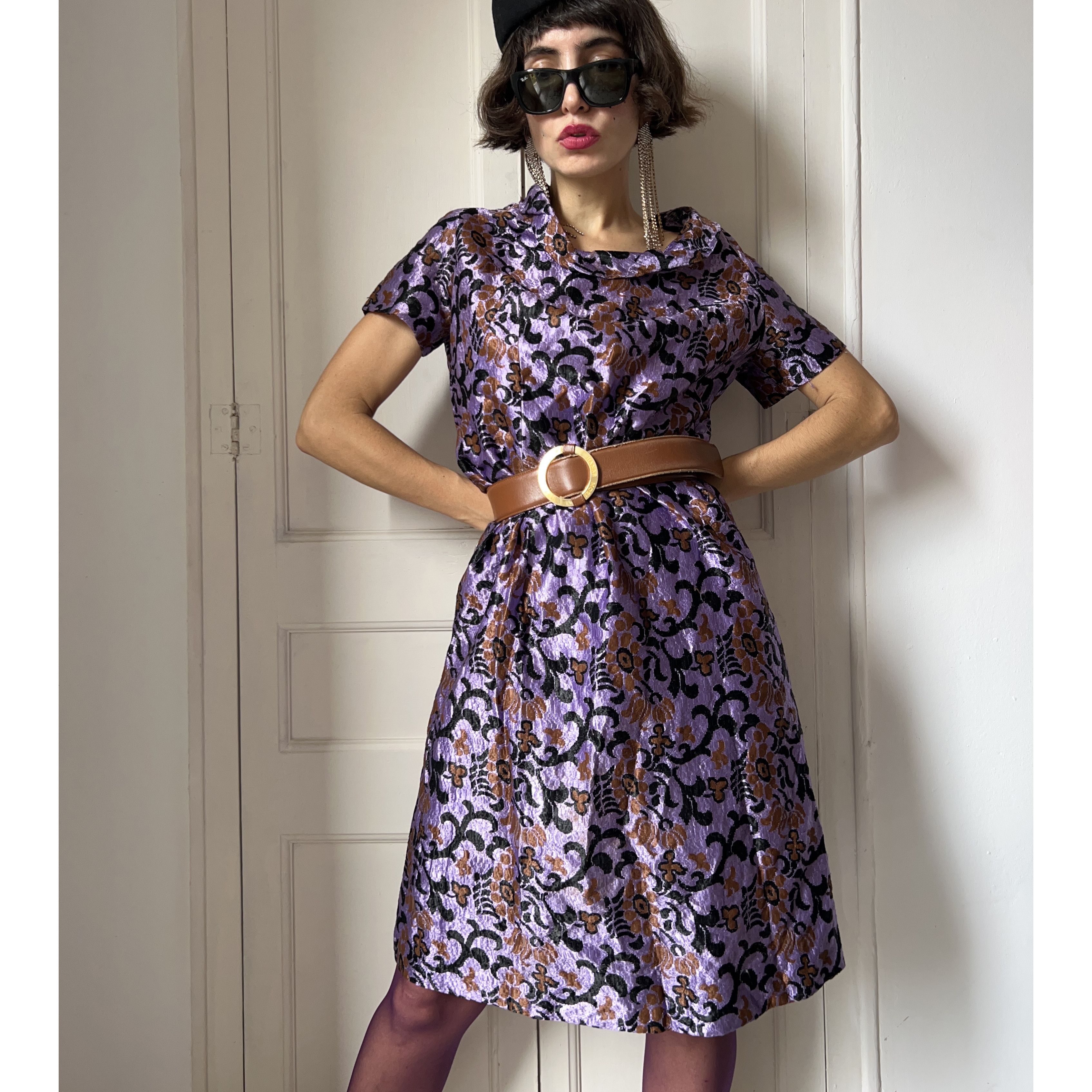 Vintage 60s Purple Floral Jacquard Brocade Midi Dress Size M / US 6-8 / IT 42-44 - 3 Thumbnail