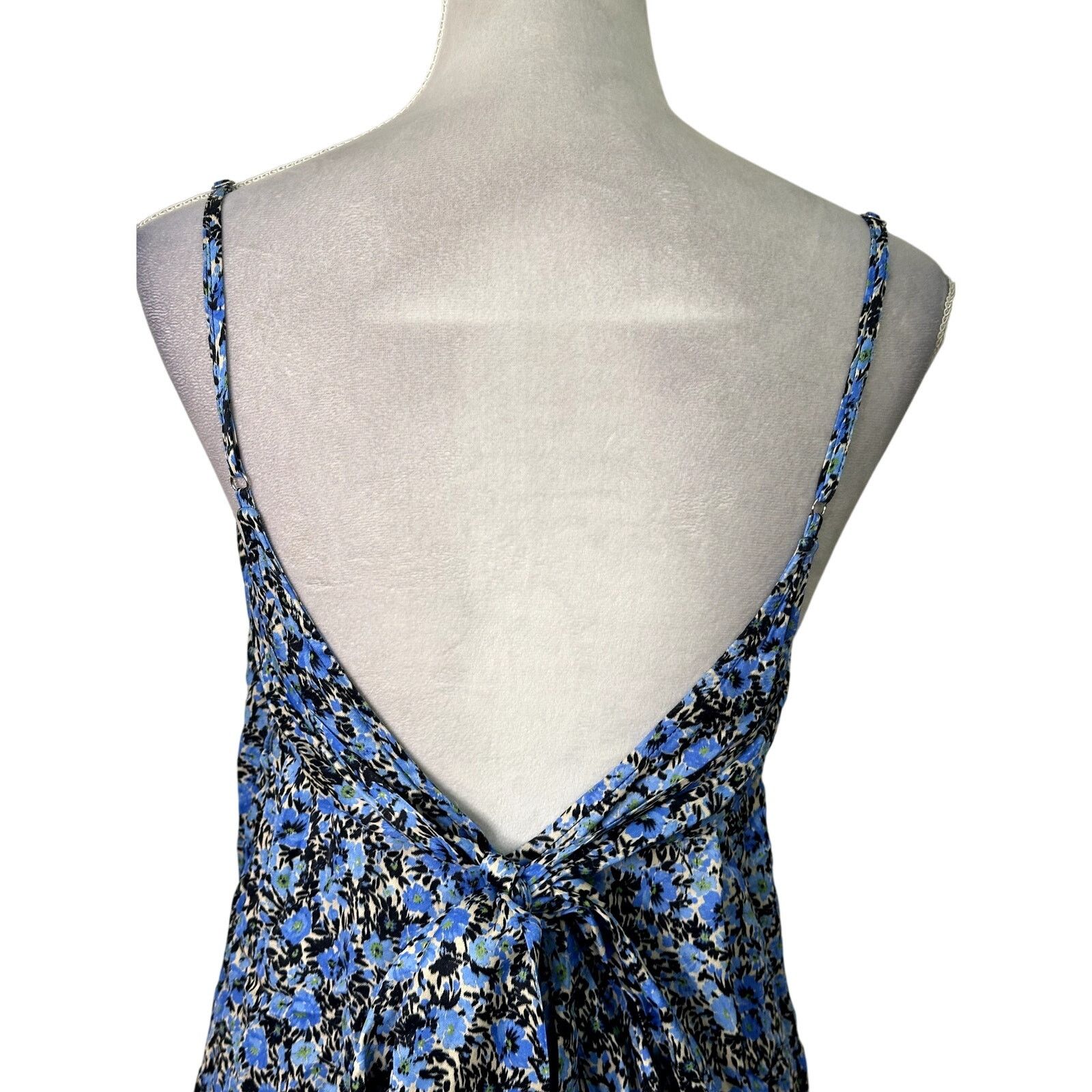 Topshop Topshop Romper Floral Satin Adjustable Straps Blue W 4 NWT Size 27" / US 4 / IT 40 - 6 Thumbnail