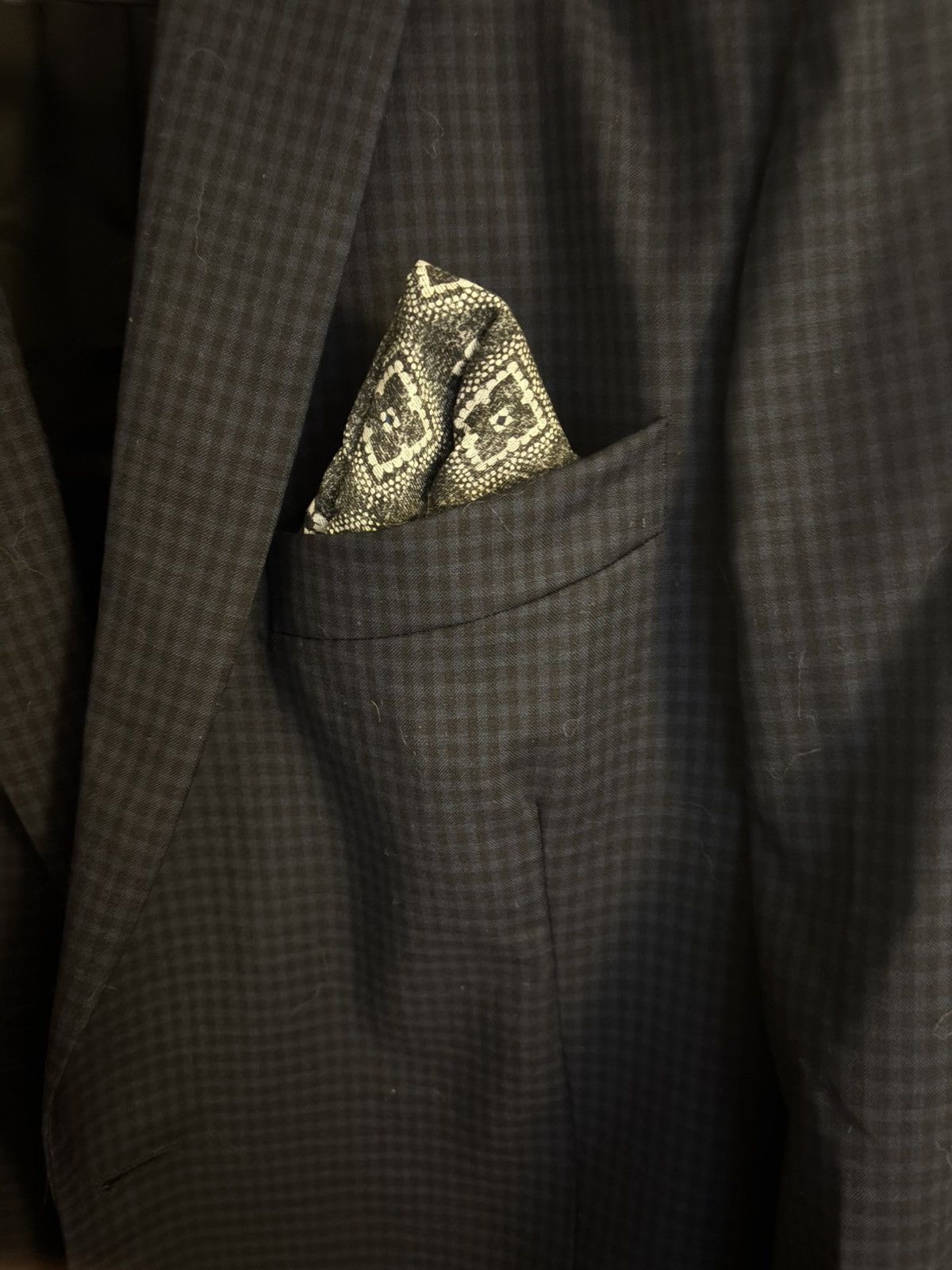 Paul Smith navy suit jacket in size 40