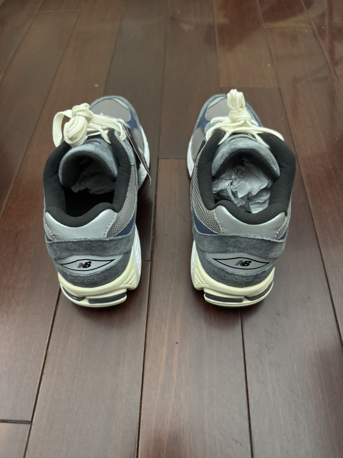 JJJJound × New Balance 2002R Size US 5.5 / EU 38 - 10 Thumbnail
