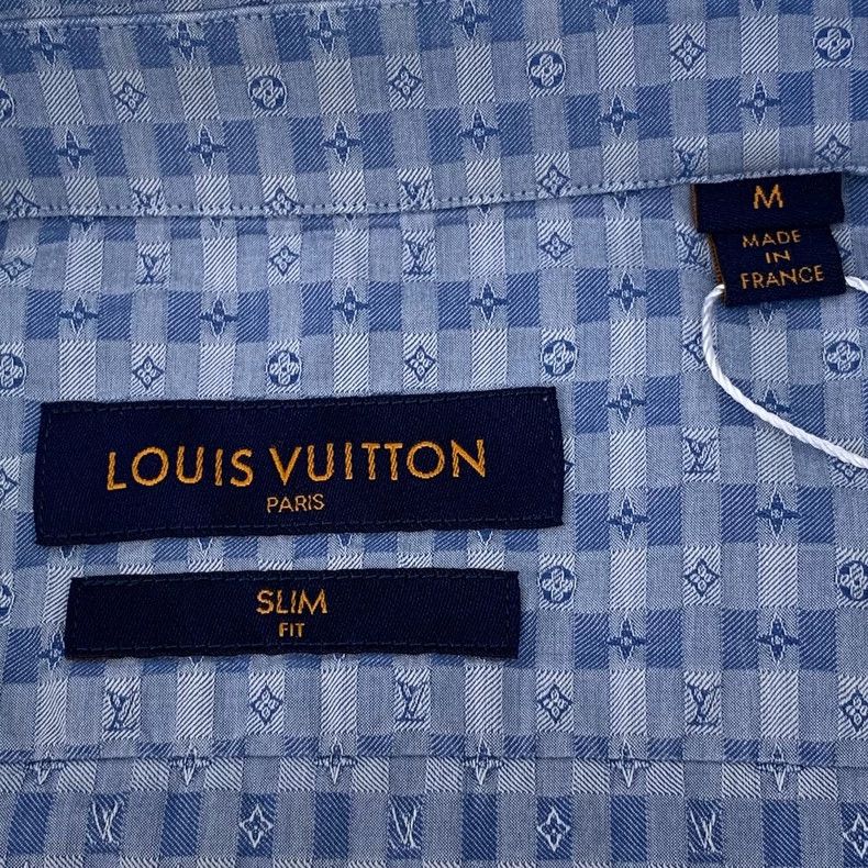 Louis Vuitton Louis Vuitton Long sleeve shirt with blue logo, full print Size US M / EU 48-50 / 2 - 6 Thumbnail