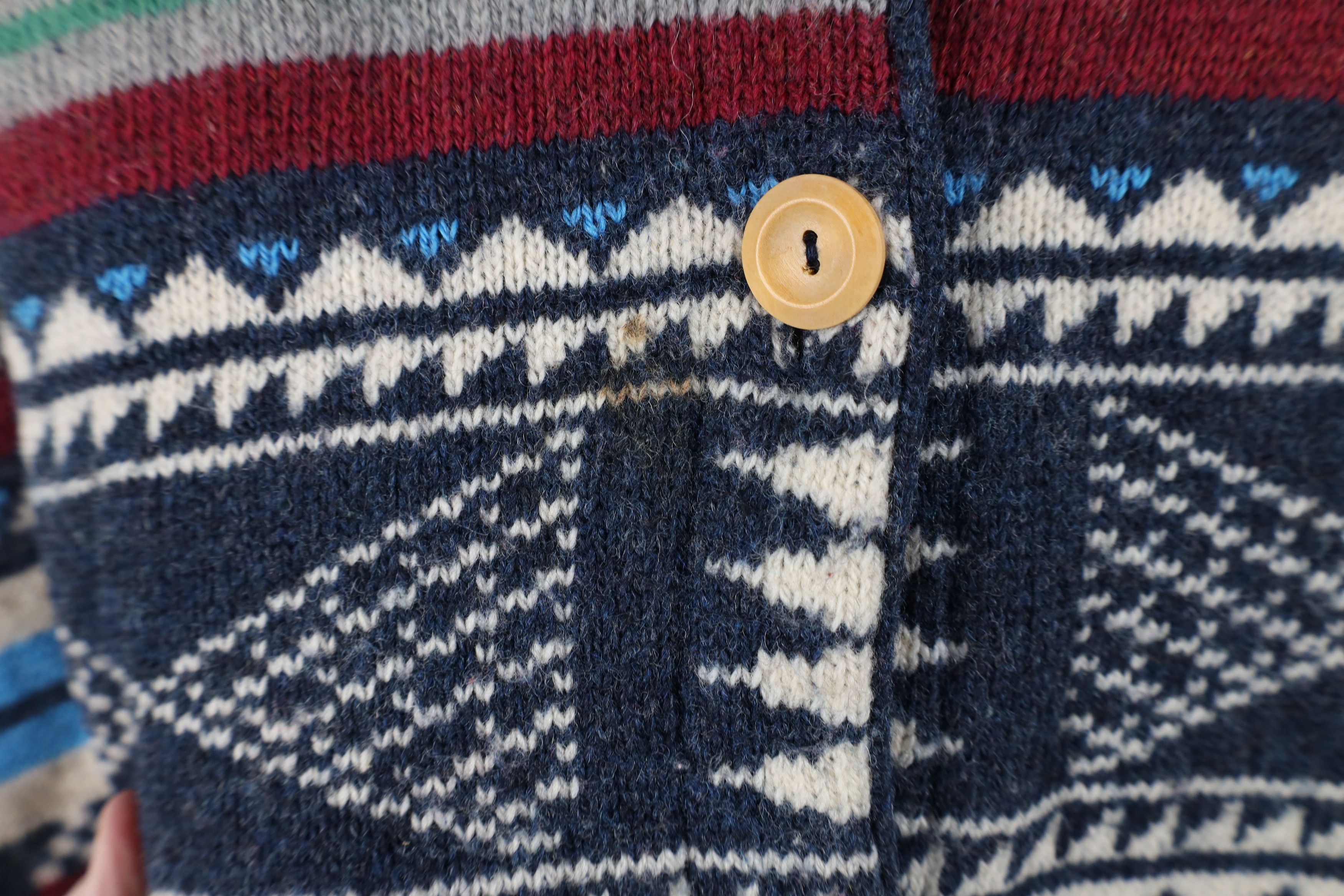 Vintage Vintage 90s Streetwear Fair Isle Knit Cardigan Sweater Size L / US 10 / IT 46 - 4 Thumbnail