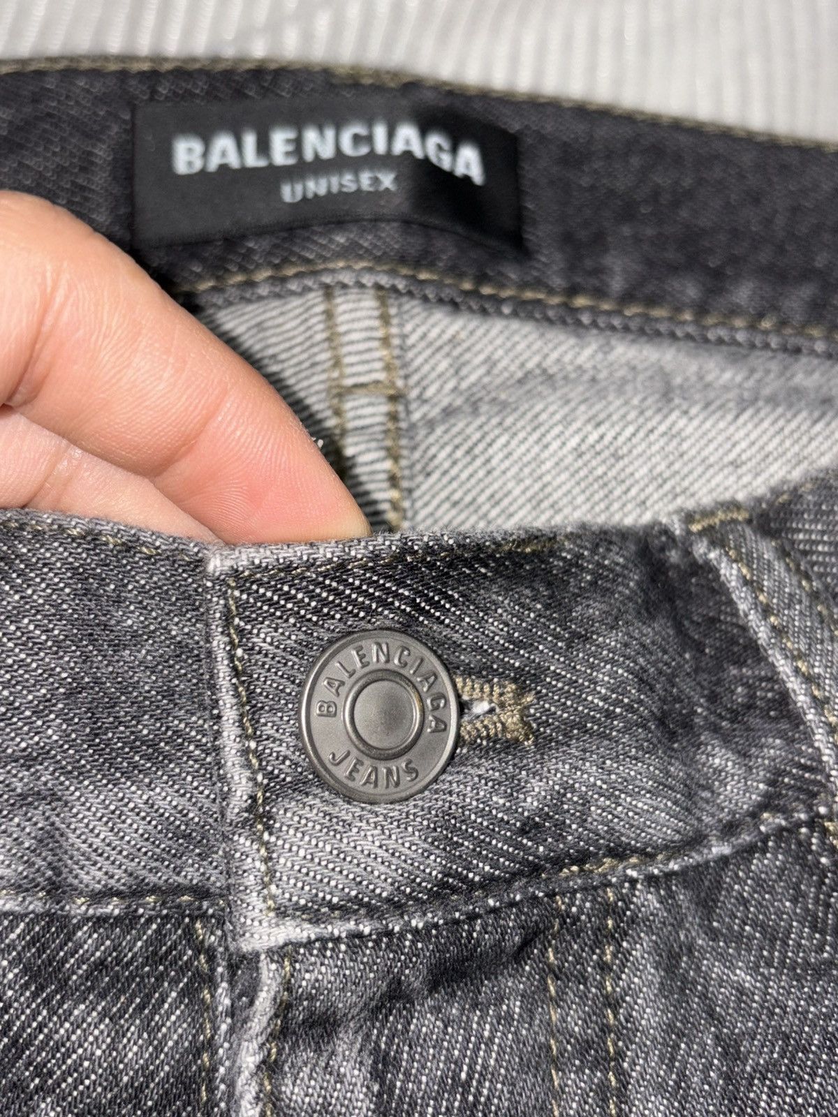 Balenciaga FW21 Demna Balenciaga Jeans Back Rip distressed gray denim Size US 29 - 5 Thumbnail
