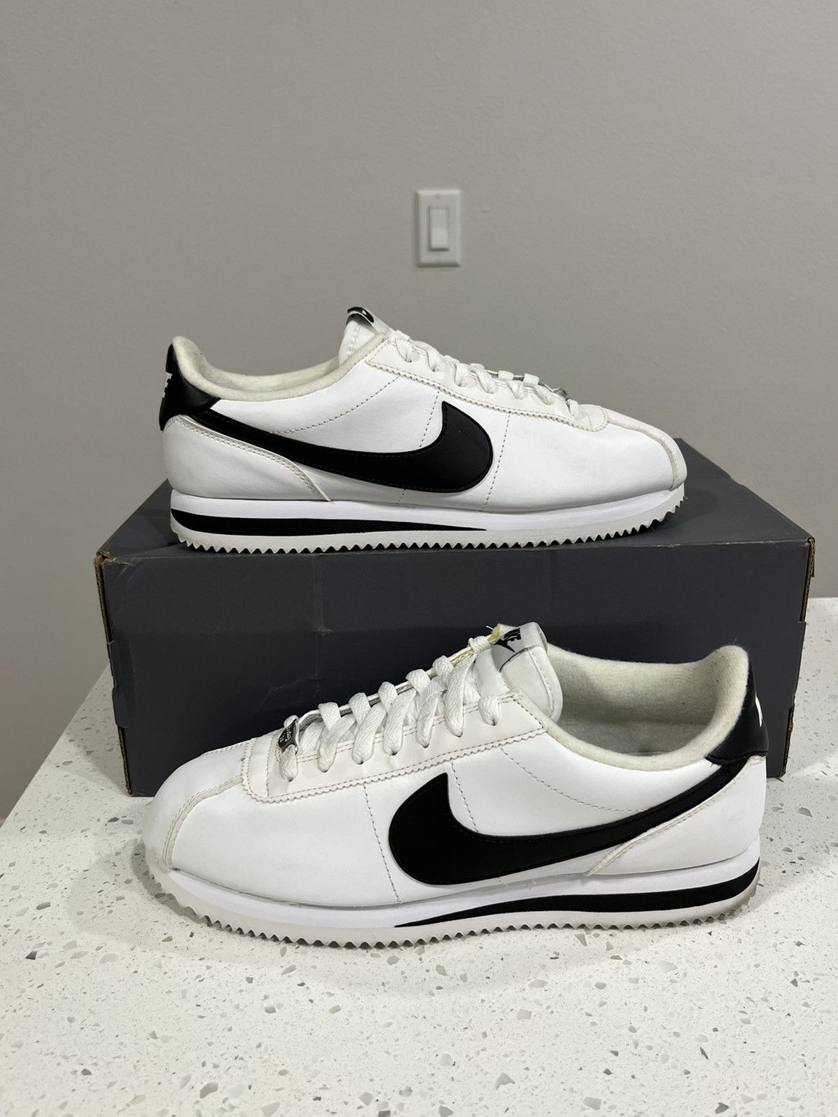 Nike Cortez Basic Leather White Black Classic Panda 819719-100 Mens Size 13