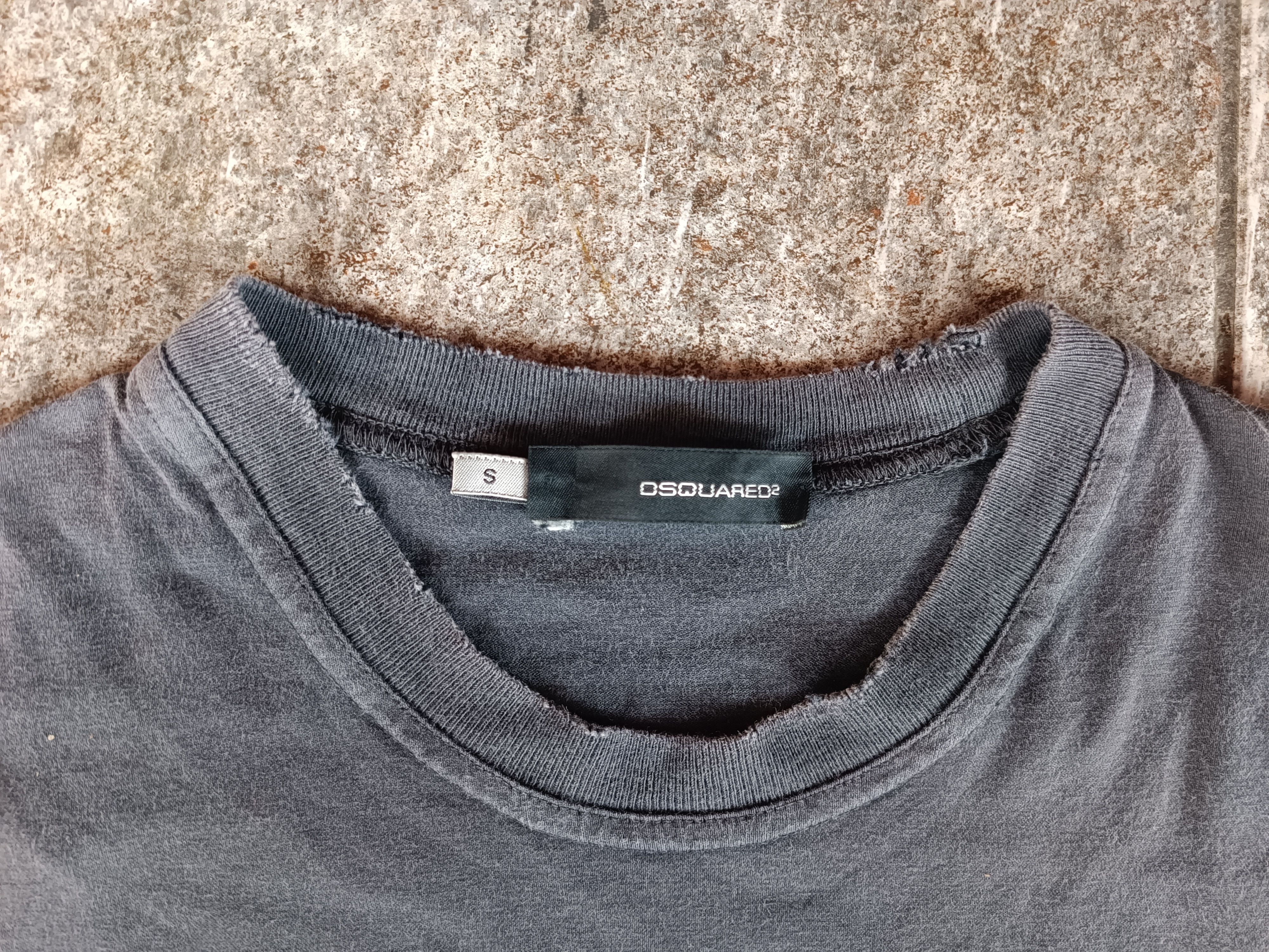 Dsquared2 dsquared2 god save the dean but don't forget the dan tee Size US S / EU 44-46 / 1 - 5 Thumbnail