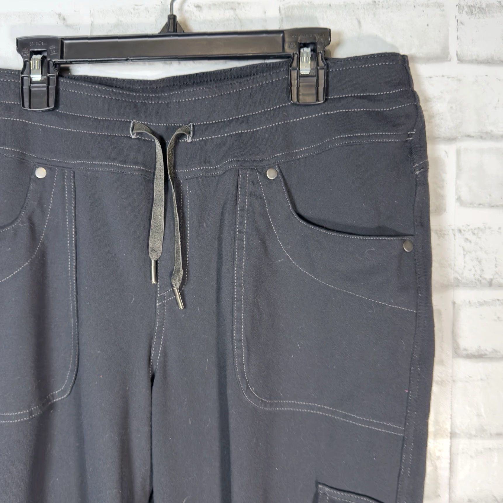 Vintage Kuhl Black Polyester Blend Athletic Track Pants Womens Size 12 Drawstring Stretchy Pants Size 34" / US 12 / IT 48 - 2 Thumbnail