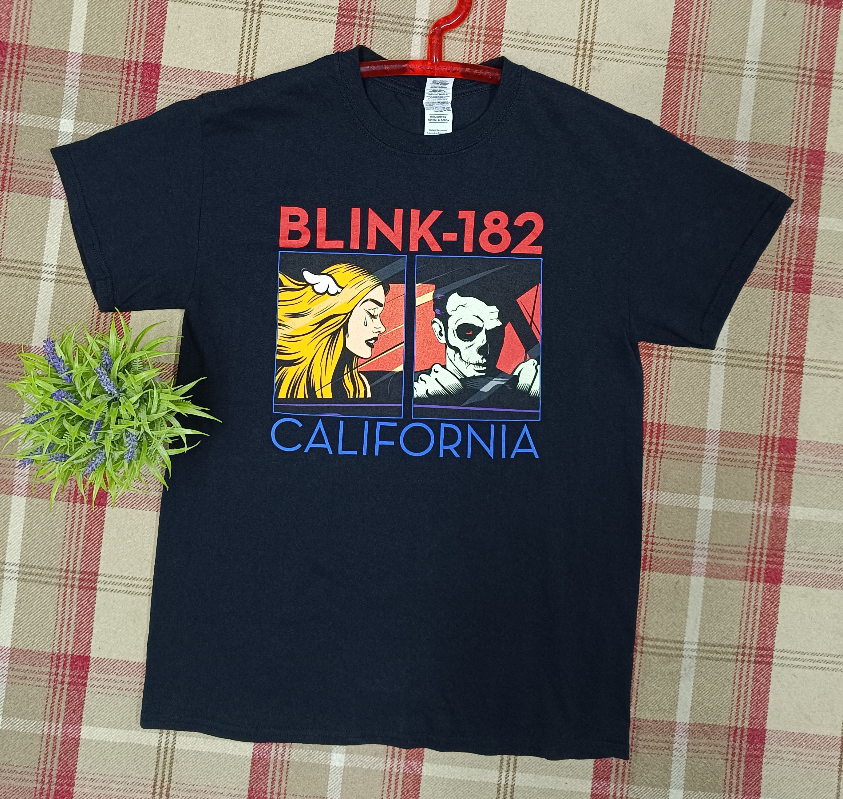 Band Tees Blink-182 California Punk Band T-Shirt Black Size M Size US M / EU 48-50 / 2 - 1 Thumbnail