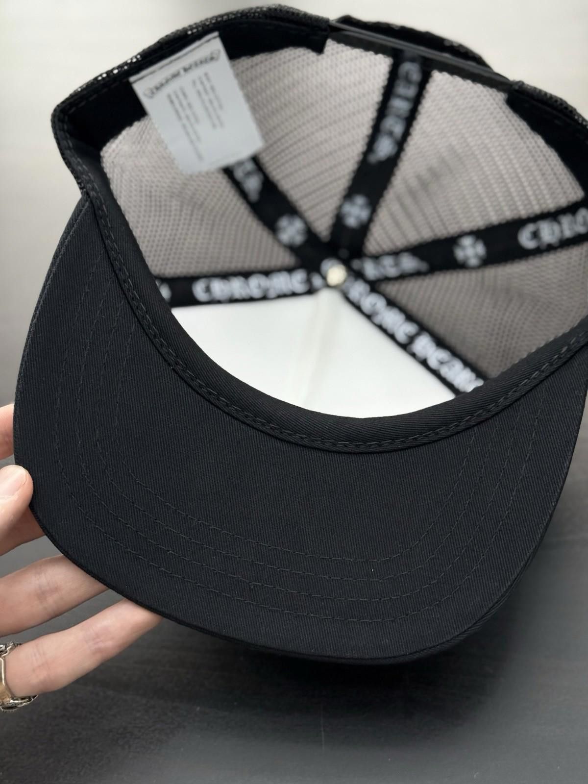 Chrome Hearts Chrome Hearts Black Patch Trucker Hollywood White Hat Size ONE SIZE - 8 Thumbnail