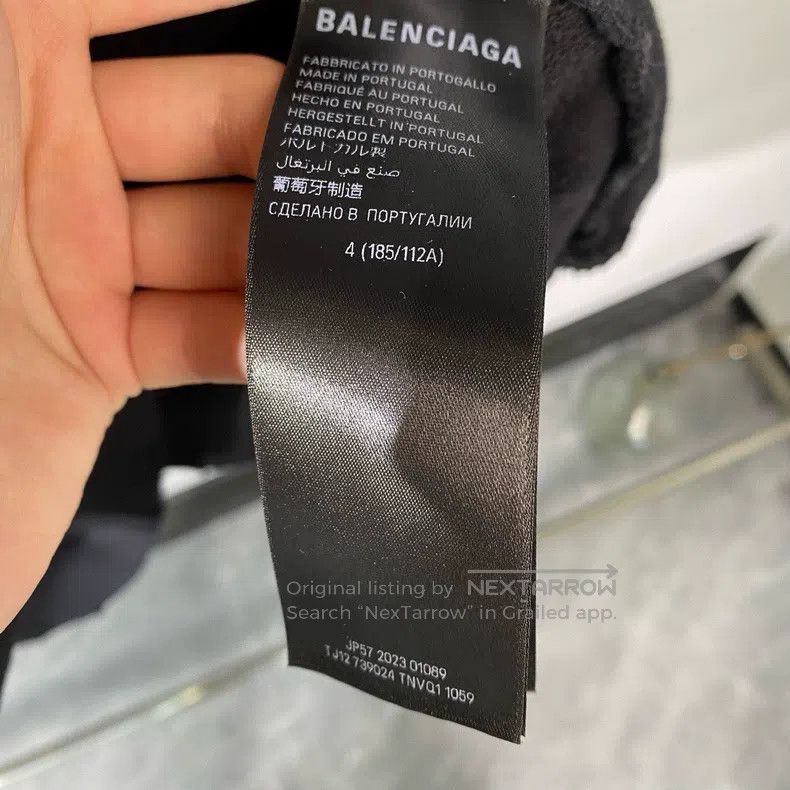 Balenciaga Balenciaga Sweatshirt with graffiti splash letter logo Size US XL / EU 56 / 4 - 7 Thumbnail