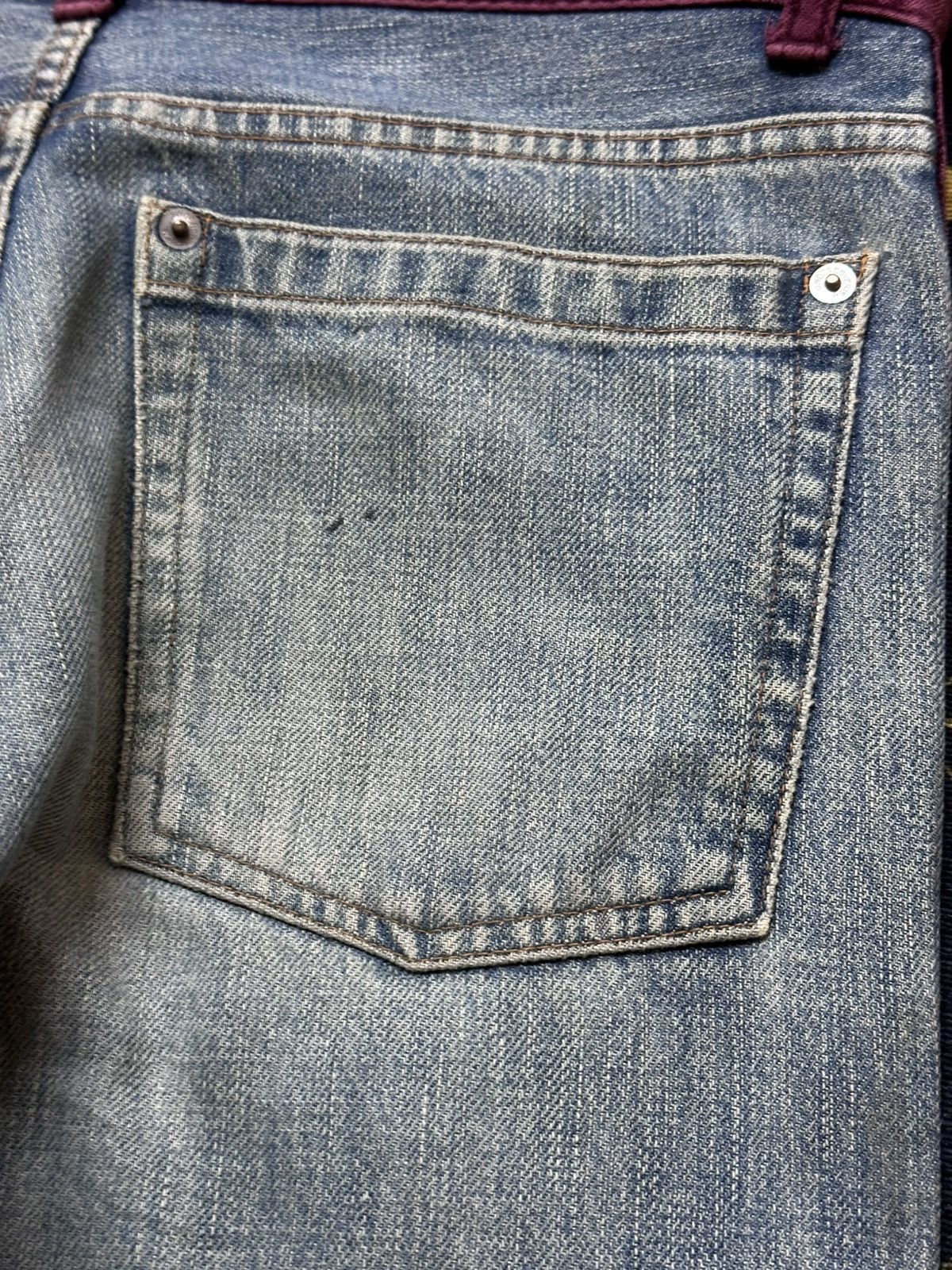 Undercover Vintage Undercover For Rebels Red Essence Faded Denim Size US 30 / EU 46 - 13 Thumbnail
