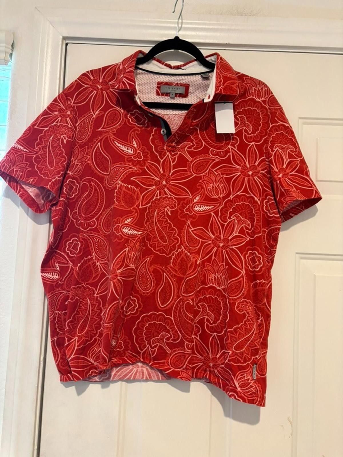 Ted Baker Men's red Ted Baker short sleeve shirt sz S #541 Size US S / EU 44-46 / 1 - 1 Thumbnail