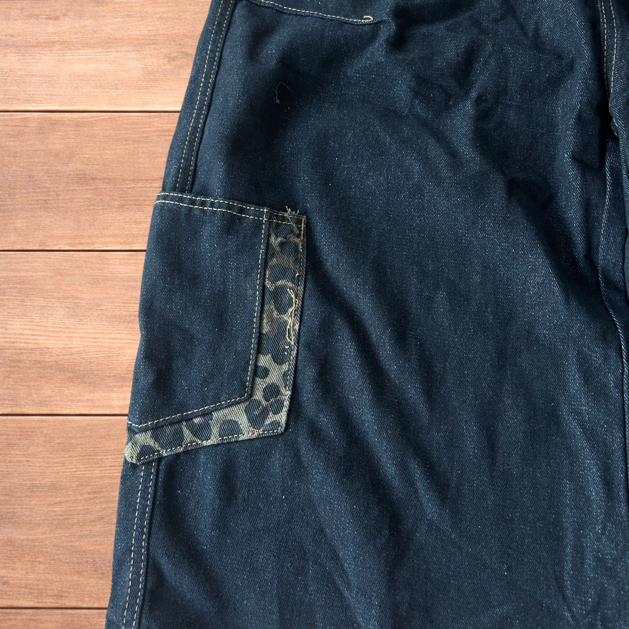 Japanese Brand Vintage style baggy jorts shorts w. leopard print in black. Size US 36 / EU 52 - 7 Thumbnail