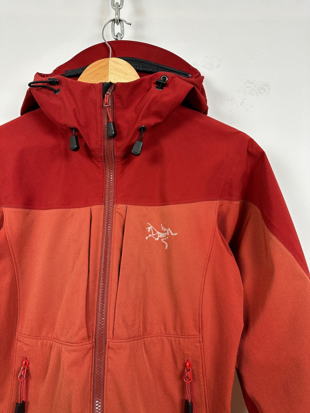 Arc'teryx Vintage Arcteryx Women’s Gamma MX Red Jacket Size XS / US 0-2 / IT 36-38 - 5 Thumbnail