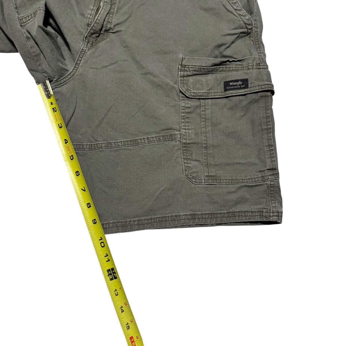 Wrangler Wrangler Olive Green Cotton Blend Cargo Shorts Men's 38 Size US 38 / EU 54 - 8 Thumbnail