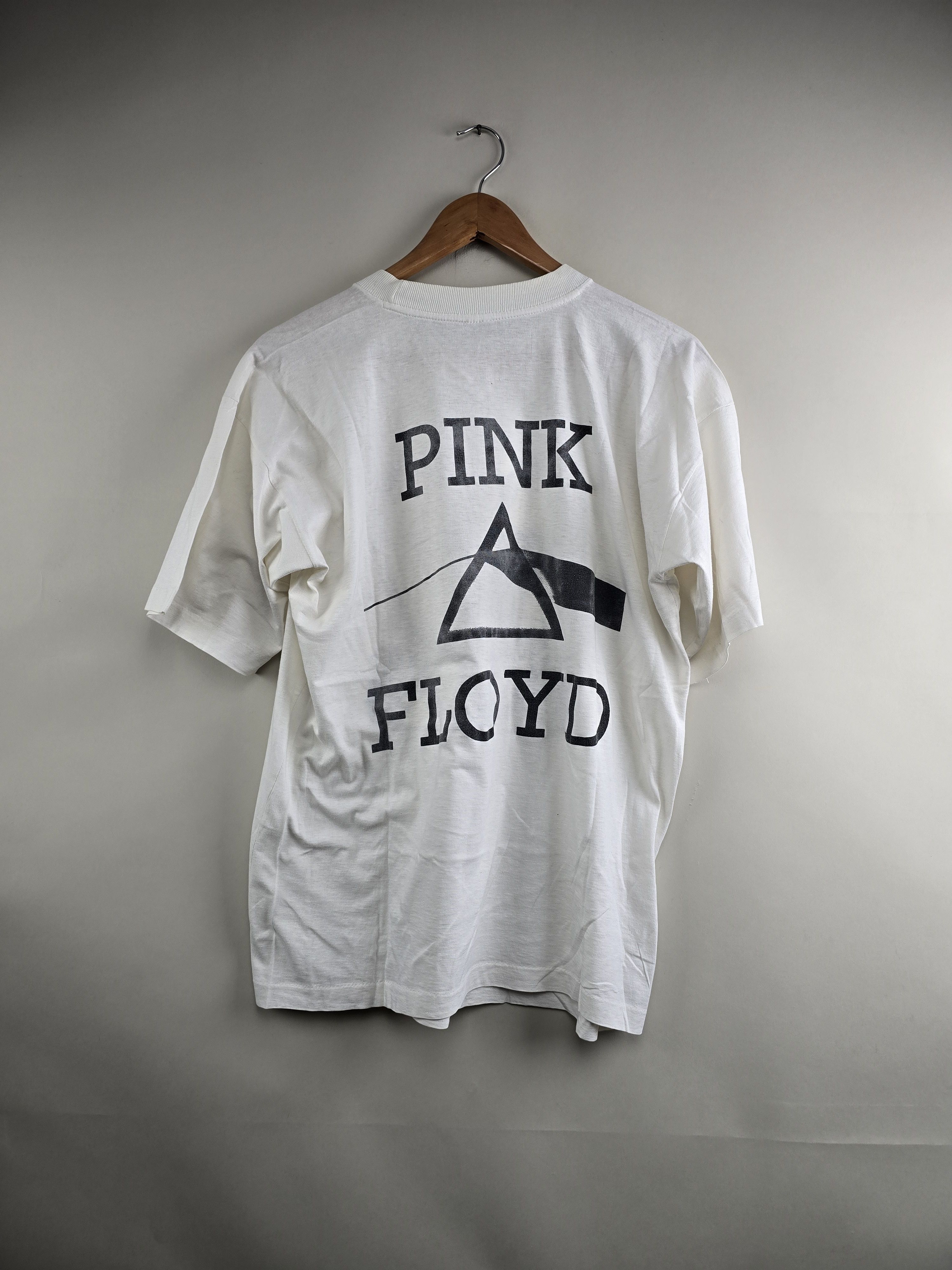 Band Tees × Pink Floyd × Vintage 1994 Pink Floyd Division Bell L 21.5" 27.5" Size US L / EU 52-54 / 3 - 5 Thumbnail