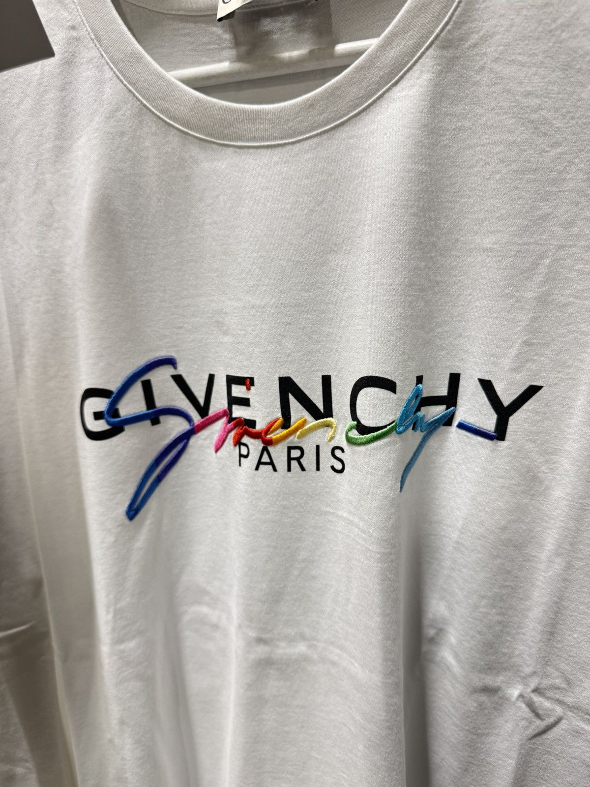 Givenchy Givenchy Signature Logo T-Shirt NEW 650$ Size US XXL / EU 58 / 5 - 2 Thumbnail