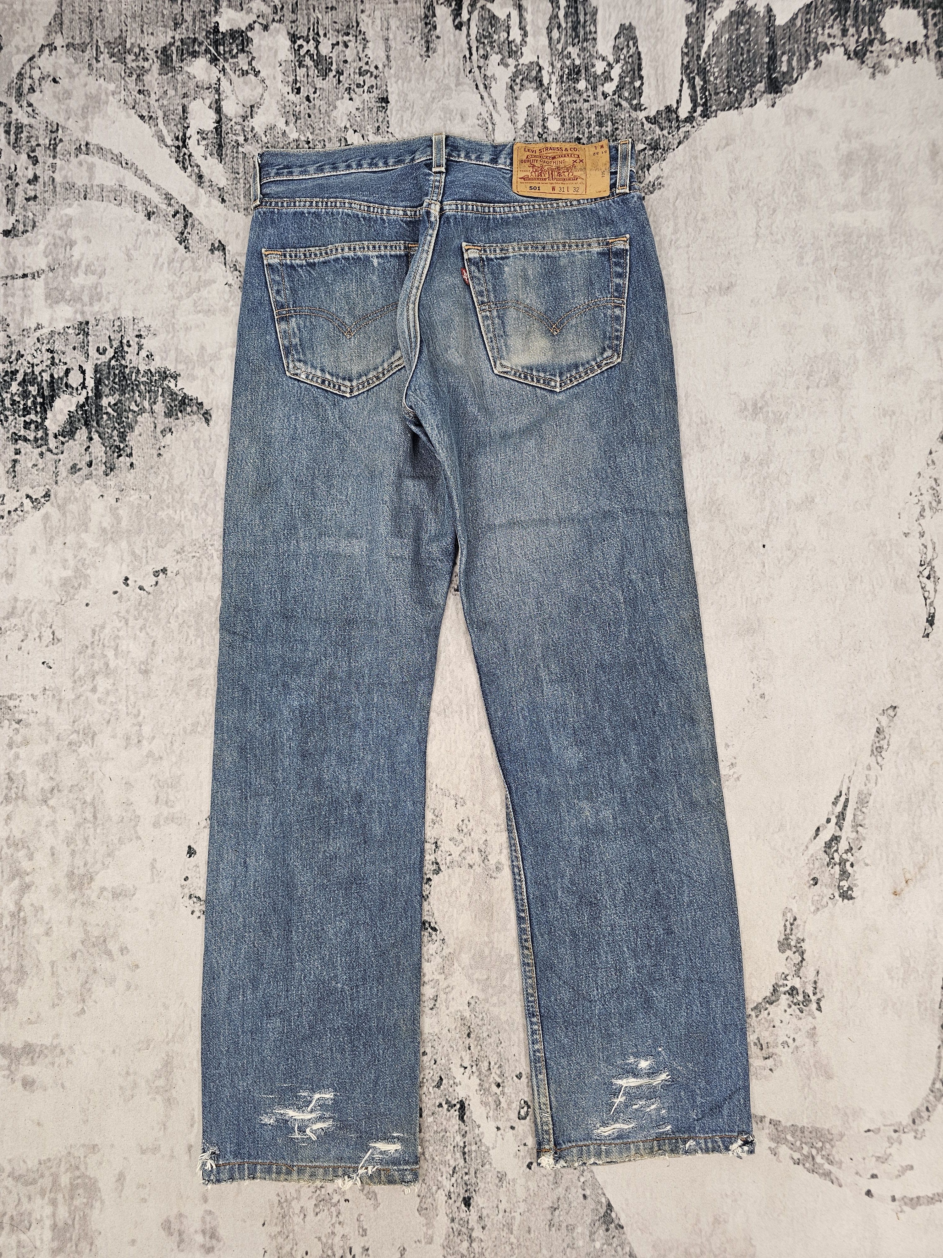Levi's Vtg 90's LEVIS 501 Ripped Distressed Jean Size 31X29.5 L0421 Size US 31 - 2 Thumbnail