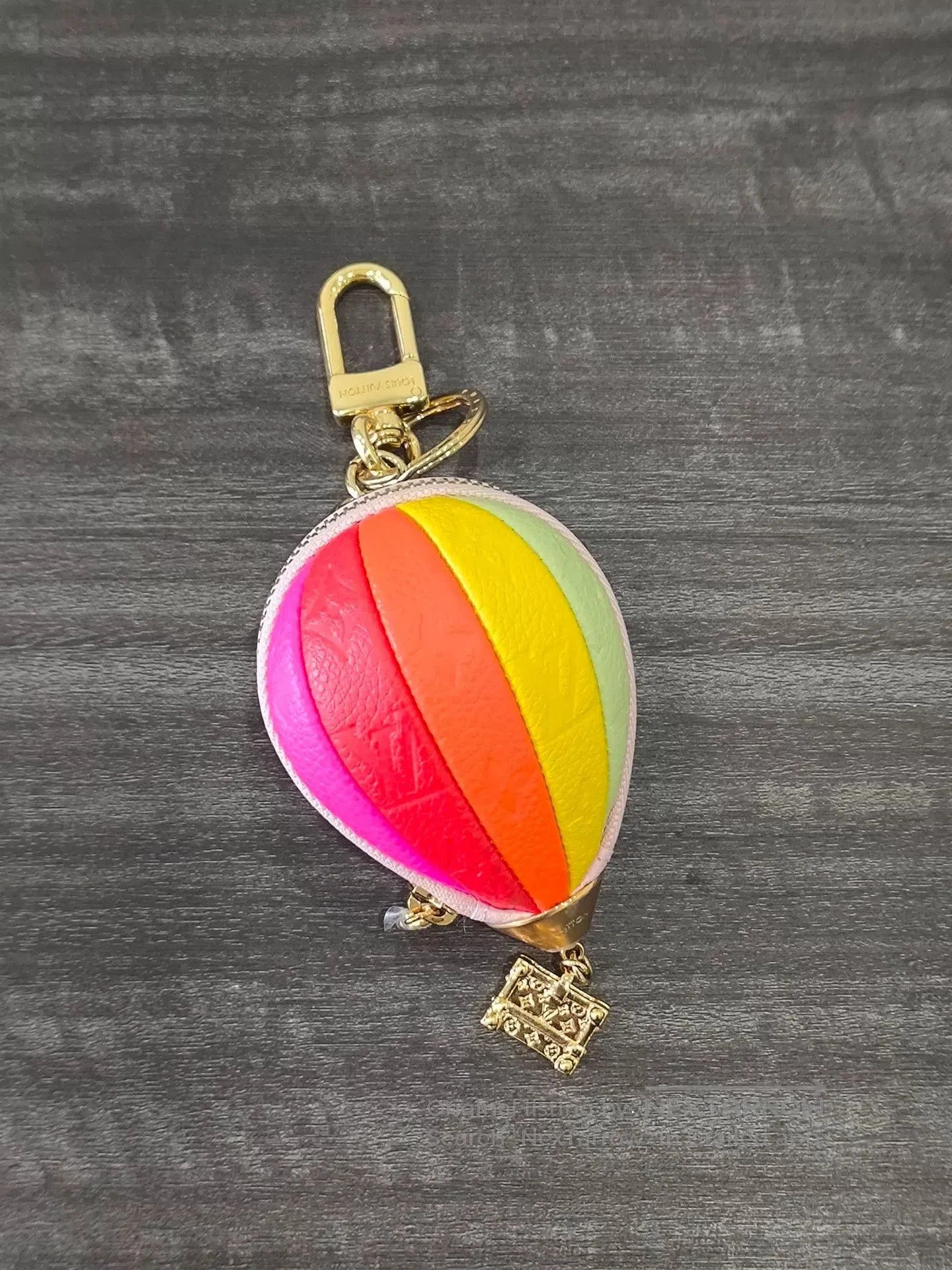Louis Vuitton Louis Vuitton Hot Air Balloon Keychain. Size ONE SIZE - 1 Thumbnail