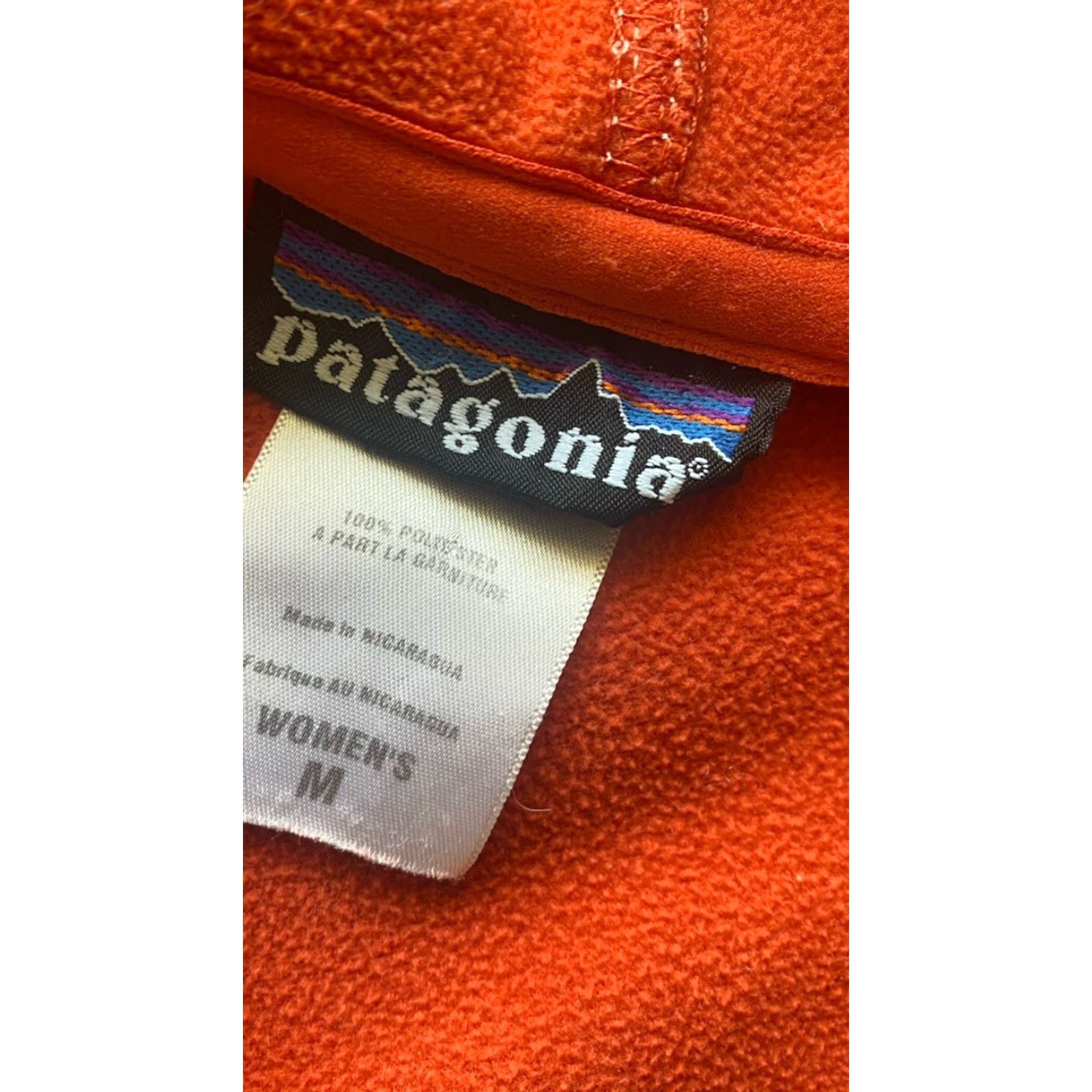 Patagonia Patagonia Jacket Women Pink M Hooded Flaws Wear Full Zip Pockets Smaller Description: Not new Size M / US 6-8 / IT 42-44 - 2 Thumbnail