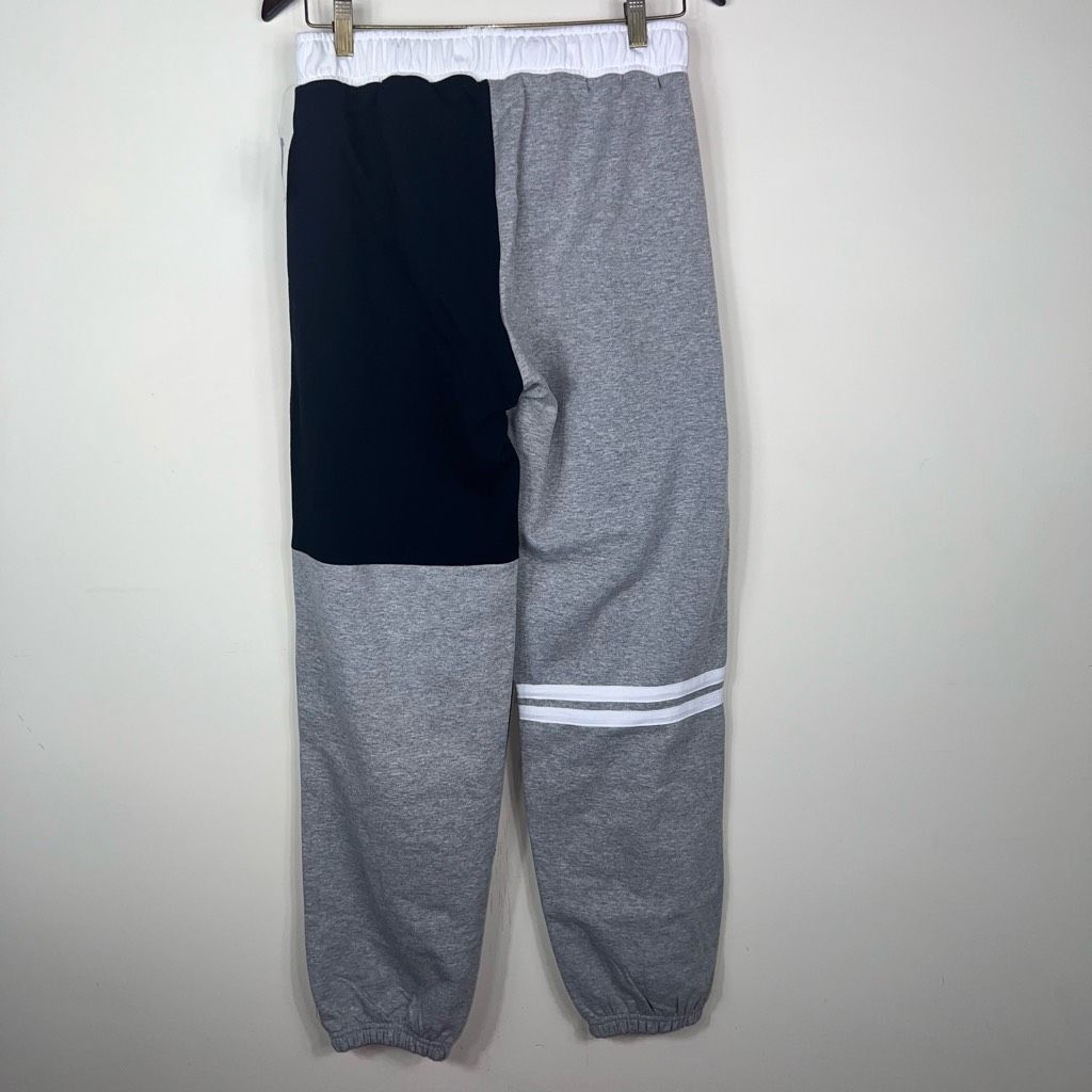 Disney Disney Parks Marvel Avengers Sweatpants (Small) Size 27" / US 4 / IT 40 - 4 Thumbnail