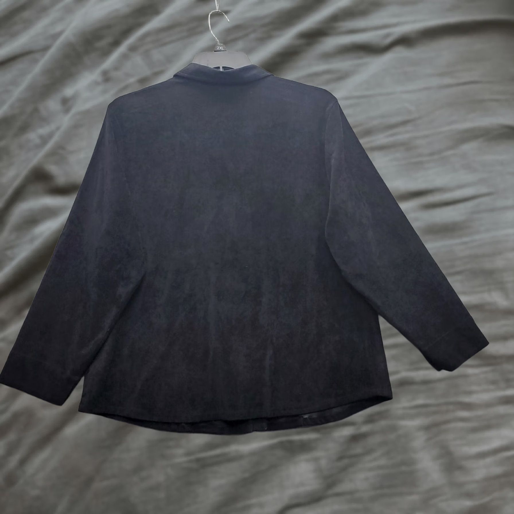 Vintage Style&co. Shacket Womens 18W Black Velour Pintuck Collared Inside Button Down Jacket Size XXL / US 16-18 / IT 52-54 - 1 Thumbnail