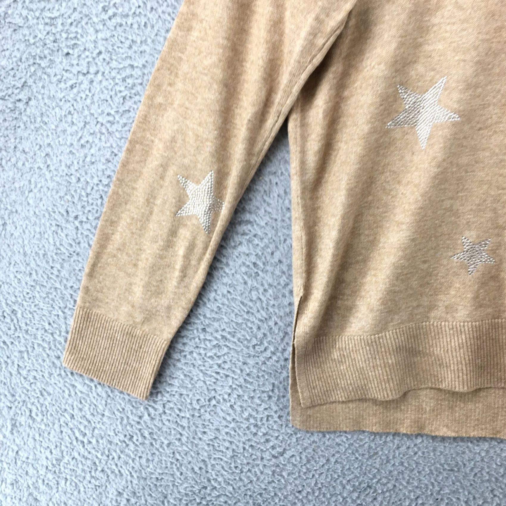 Vintage Knox Rose Vneck Sweater Womens S Beige Stars Polyester Long Sleeve Pullover Size S / US 4 / IT 40 - 3 Thumbnail