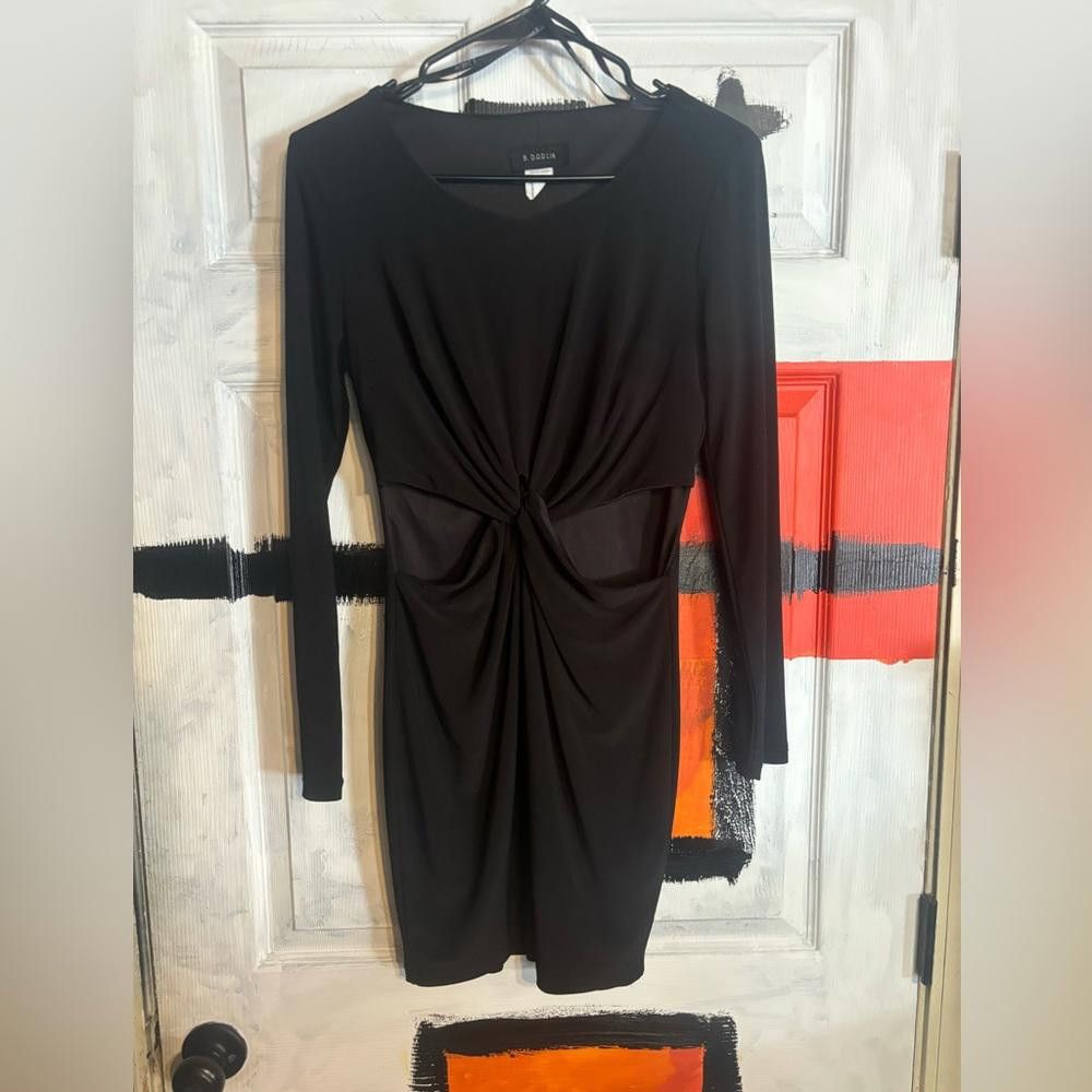 Designer B. Darlin size 9/10 black dress with hip cut outs Size M / US 6-8 / IT 42-44 - 1 Thumbnail