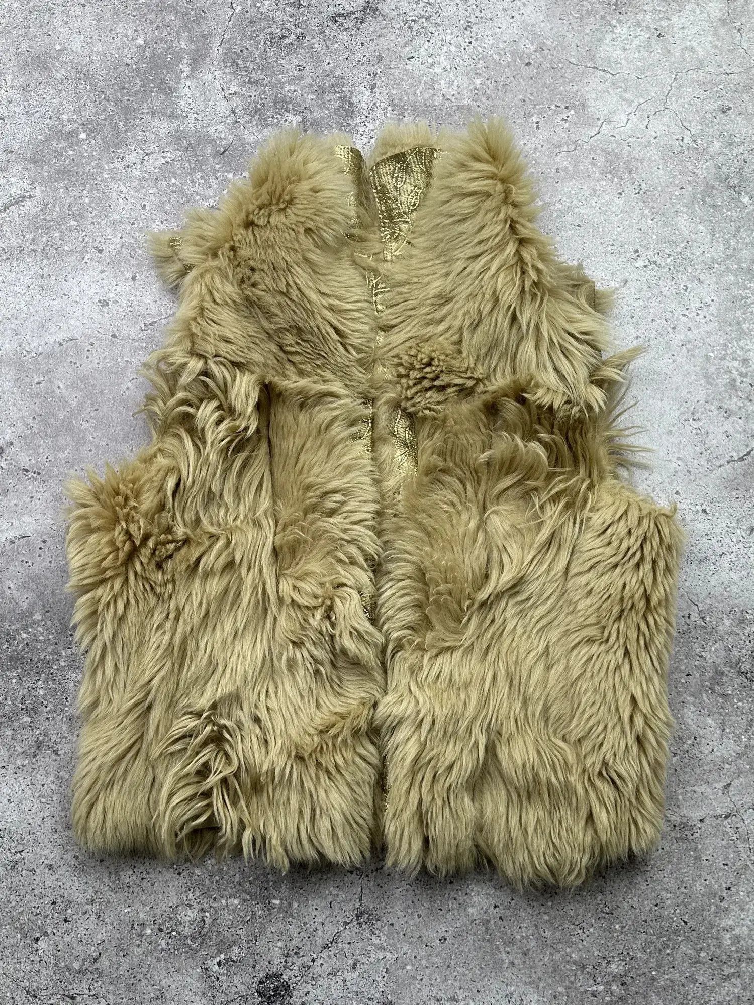 Vintage Vintage Fur/Sheepskin Vest C52(V168) Size S / US 4 / IT 40 - 1 Thumbnail