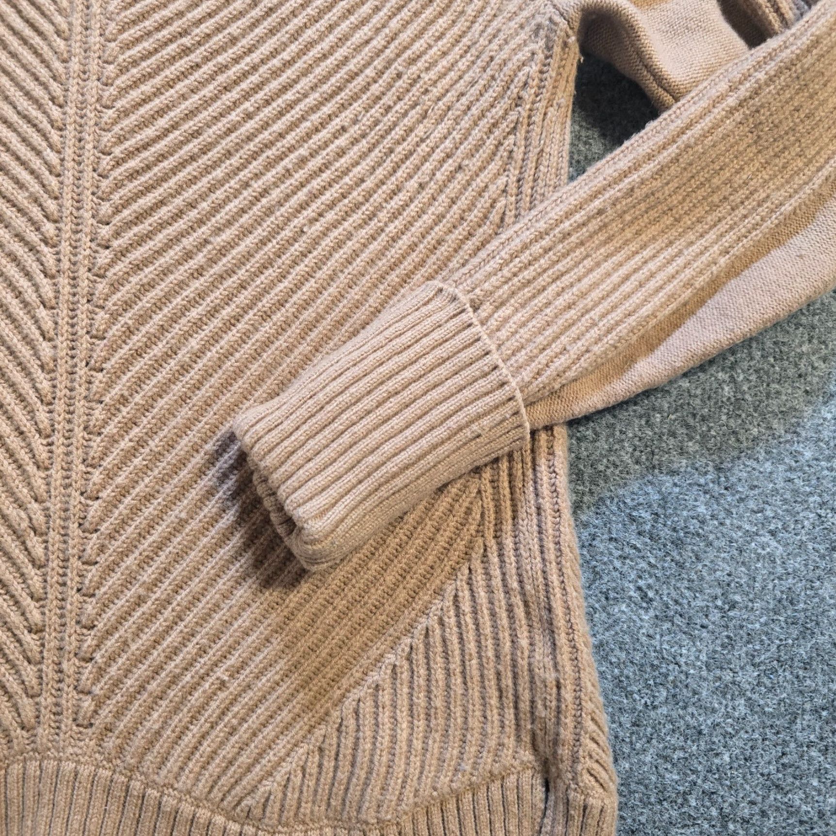 Vince Vince Sweater Womens Size Medium Beige Brown Wool Cashmere Ribbed Pullover Casual Wide Ribbed Knit Size M / US 6-8 / IT 42-44 - 3 Thumbnail