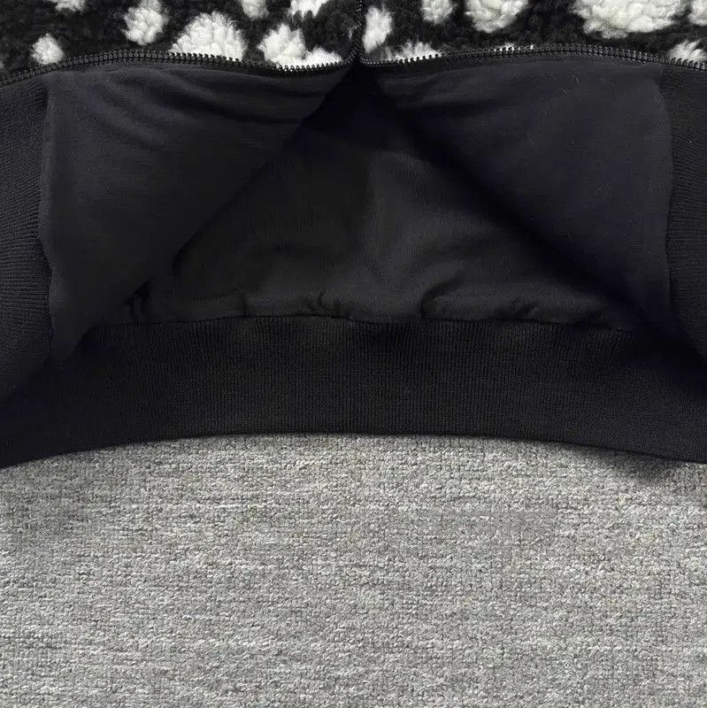 Louis Vuitton Louis Vuitton Black Wool Men's Outerwear . Size US XS / EU 42 / 0 - 8 Thumbnail