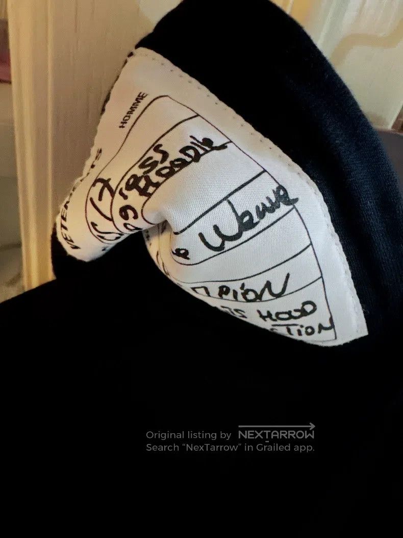 Vetements Vetements Sweatshirt Size US S / EU 44-46 / 1 - 5 Thumbnail